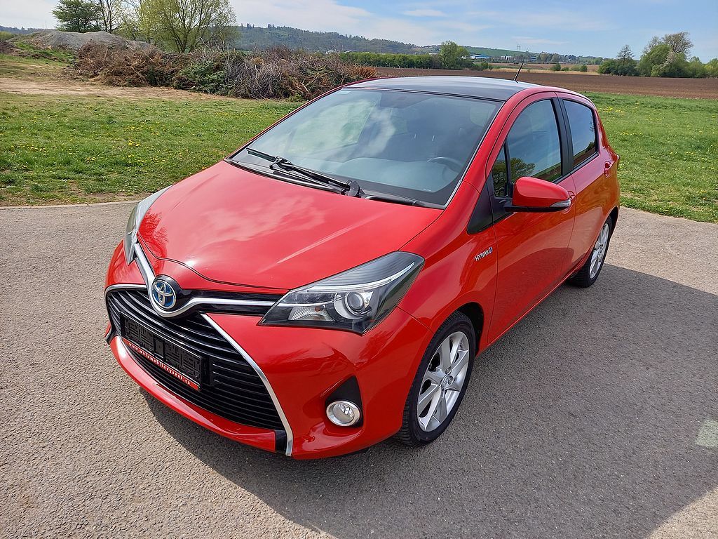 Toyota Yaris, 1,5i Hybrid +SERVIS Toyota TOP