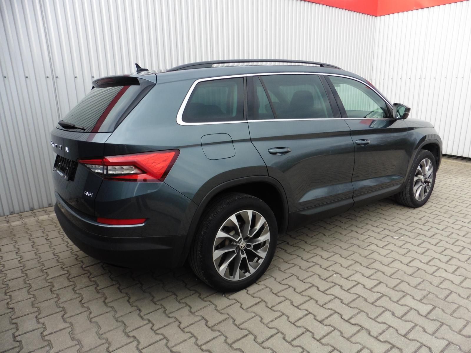 Škoda Kodiaq, 2.0 TDi Style 4x4 DSG - fotka 4