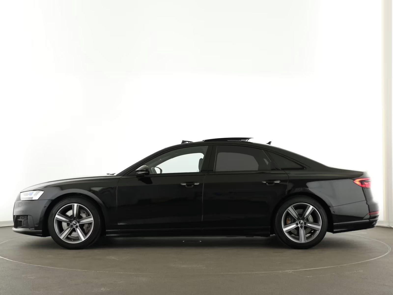 Audi A8, A8 55 TFSI quattro tiptronic L - fotka 2