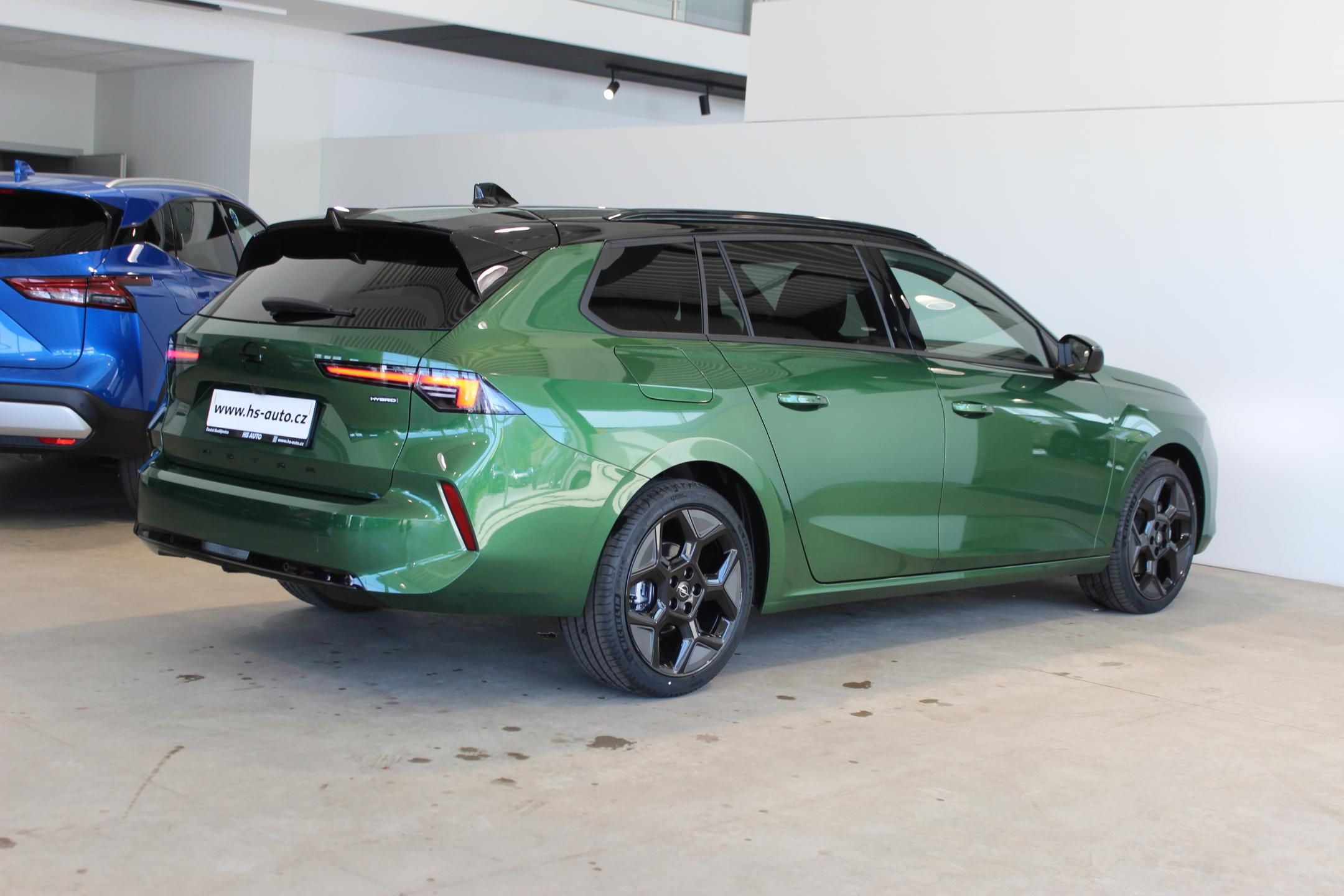 Opel Astra, ST EDITION 1,2 HYBRID - fotka 6