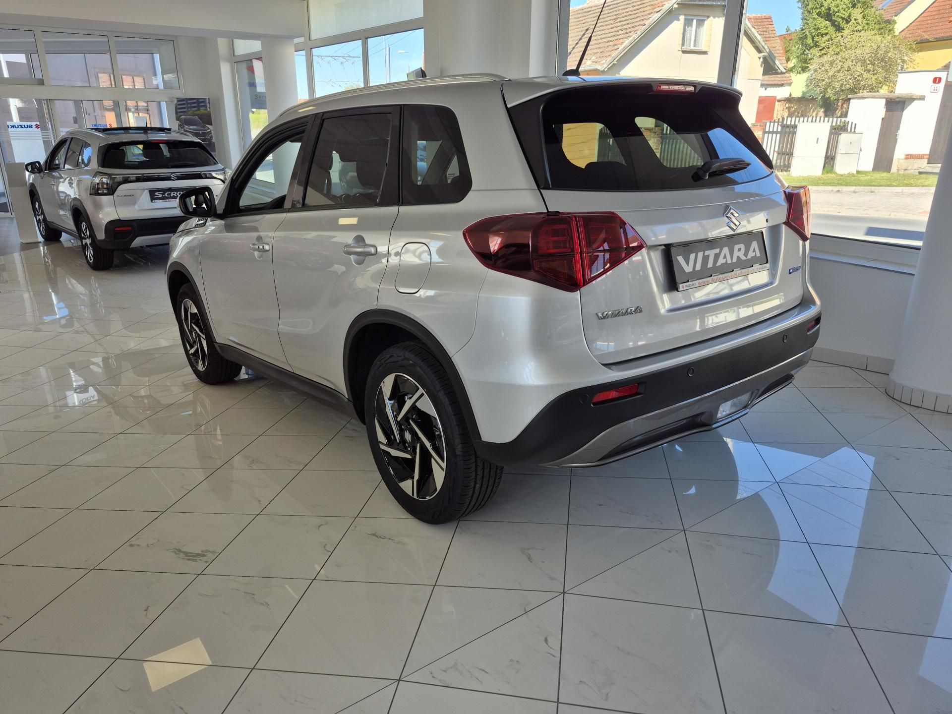 Suzuki Vitara, 1,4 Elegance Hybrid - fotka 3