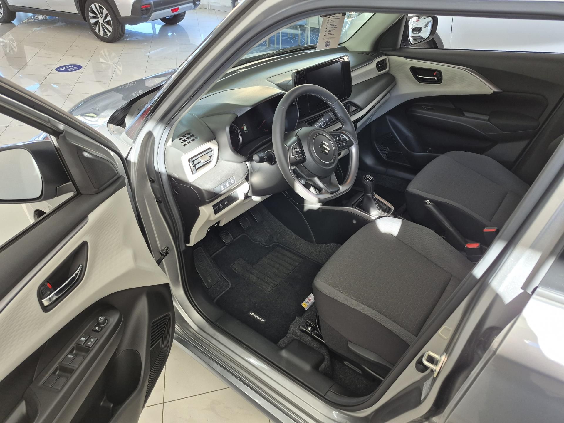 Suzuki Swift, 1,2 ELEGANCE ALLGRIP HYBRID - fotka 4