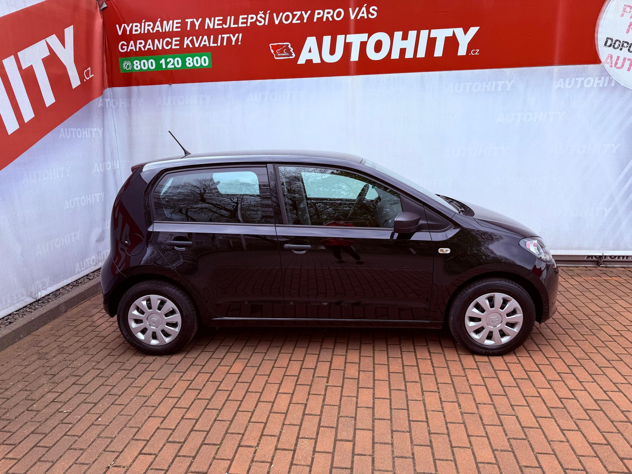Škoda Citigo, 1.0 MPi Cool Edition, Serviska - fotka 6