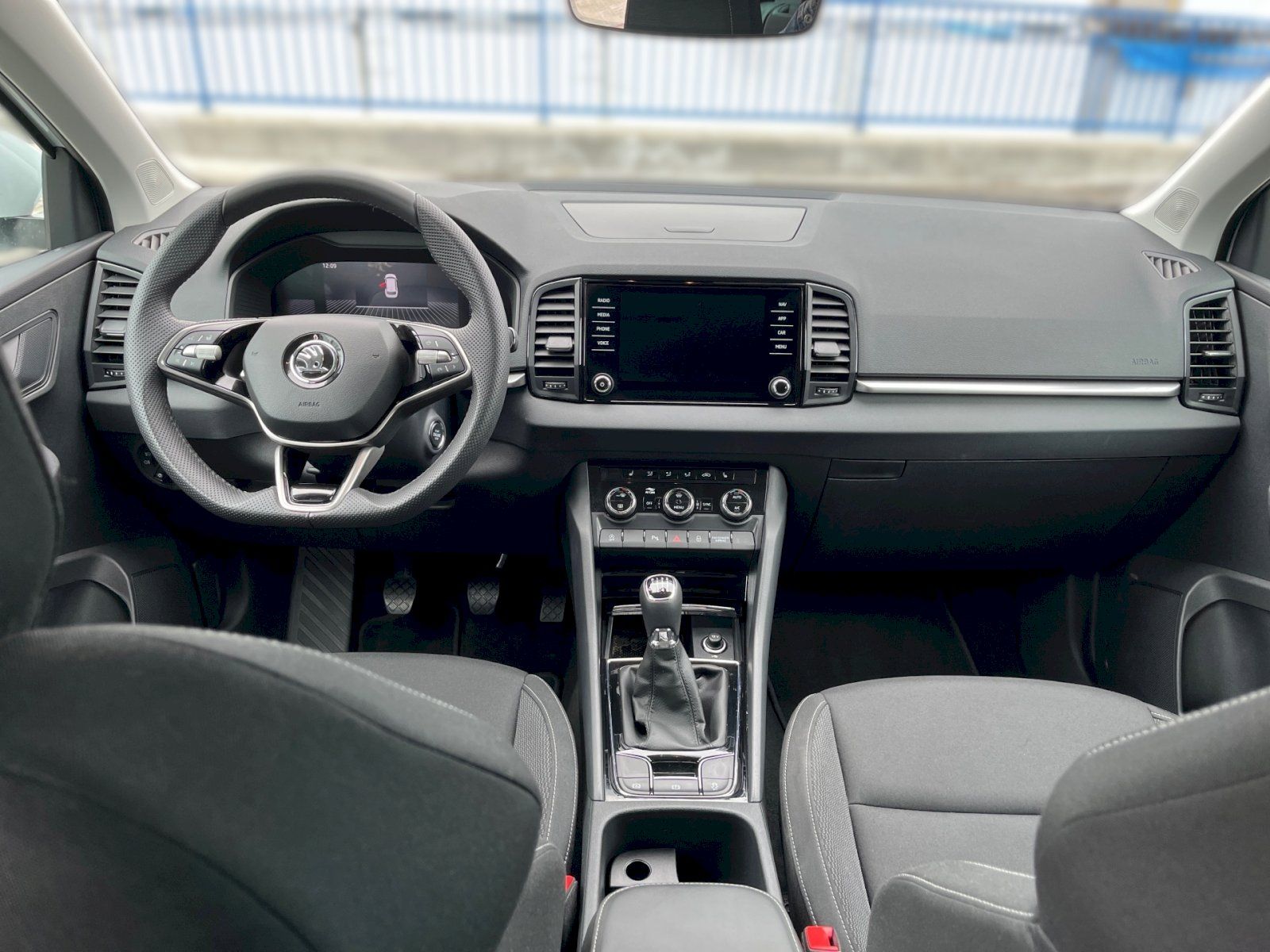 Škoda Karoq, KAROQ SEL TS 110/1.5 M6F - fotka 5