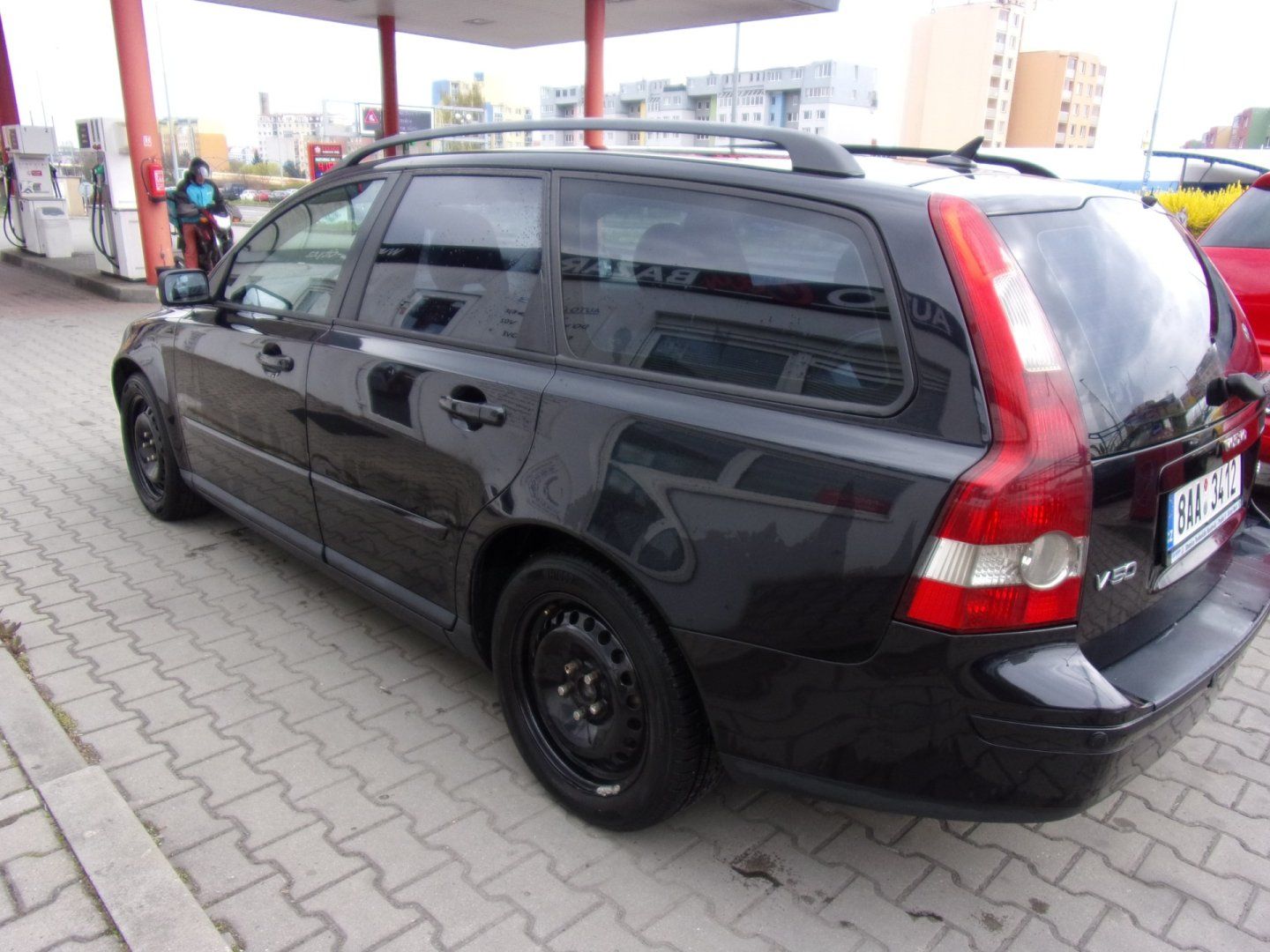 Volvo V50, 2,0D 100KW - fotka 4