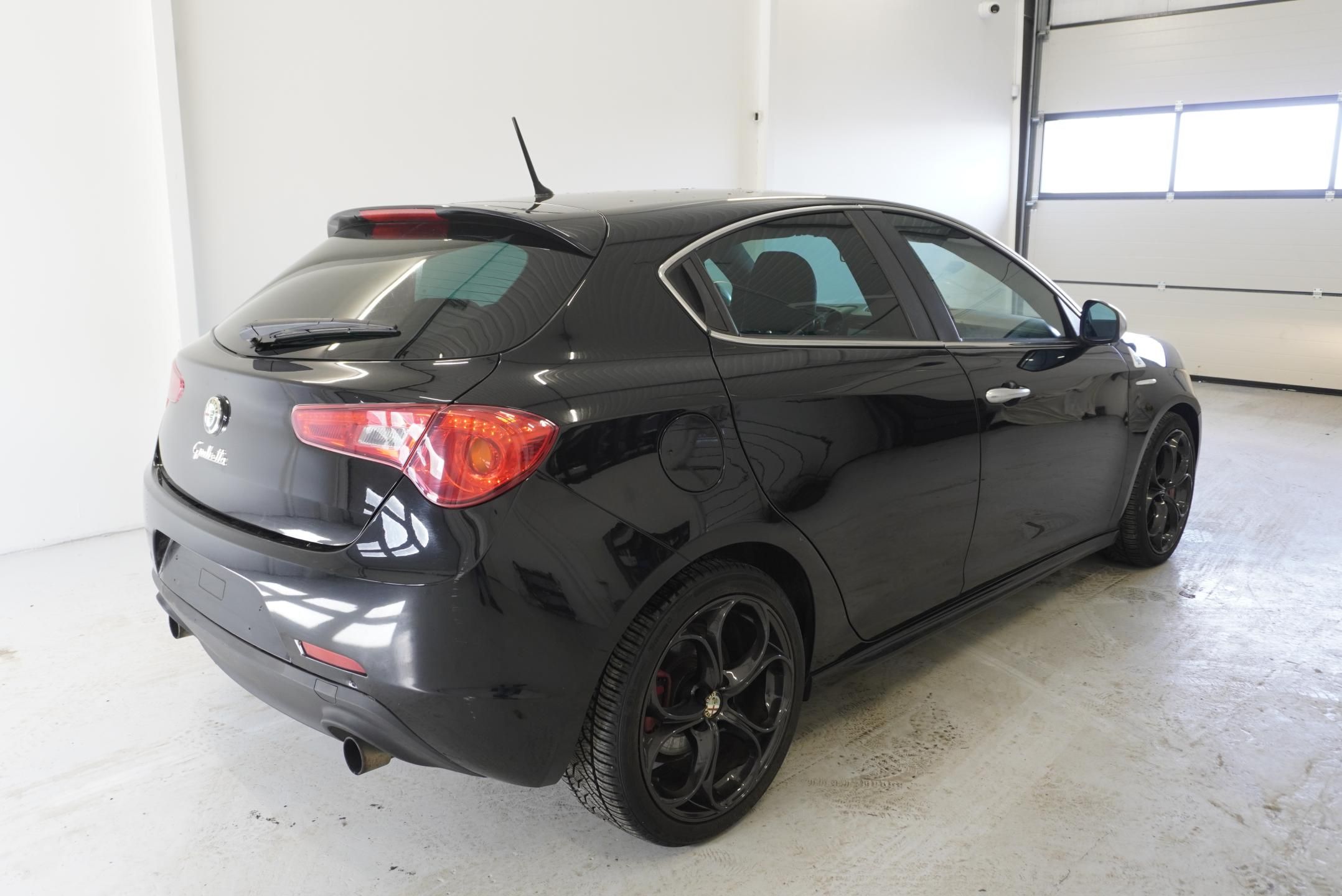 Alfa Romeo Giulietta, 1.75 TBI QUADRIFOGLIO VERDE - fotka 6