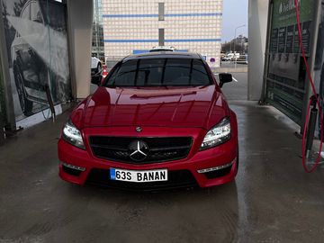 Mercedes benz cls63
