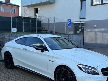 Mercedes-Benz Třídy C 63S AMG