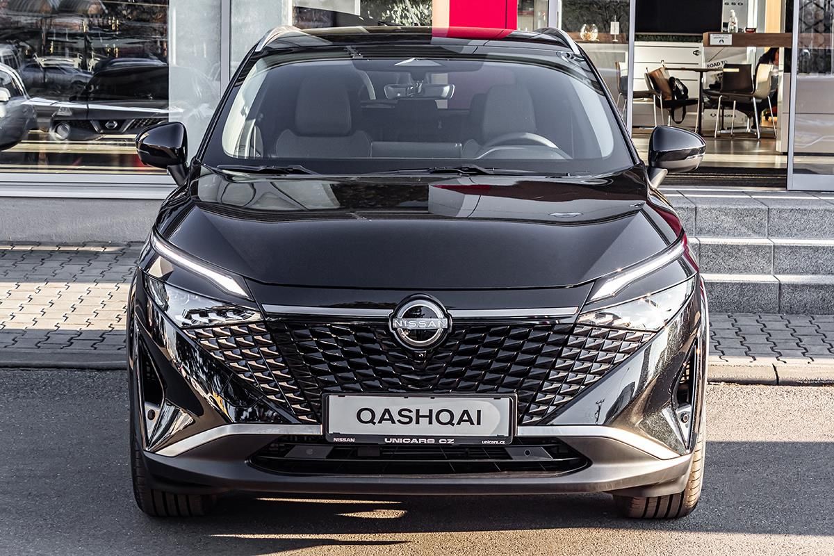Nissan Qashqai, 1,3 DIG-T X-TRONIC N-CONNECTA - fotka 2