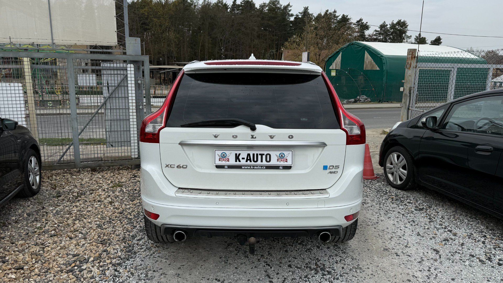 Volvo XC60, 2.4D 158kW *Nové v ČR*Tažné* - fotka 5