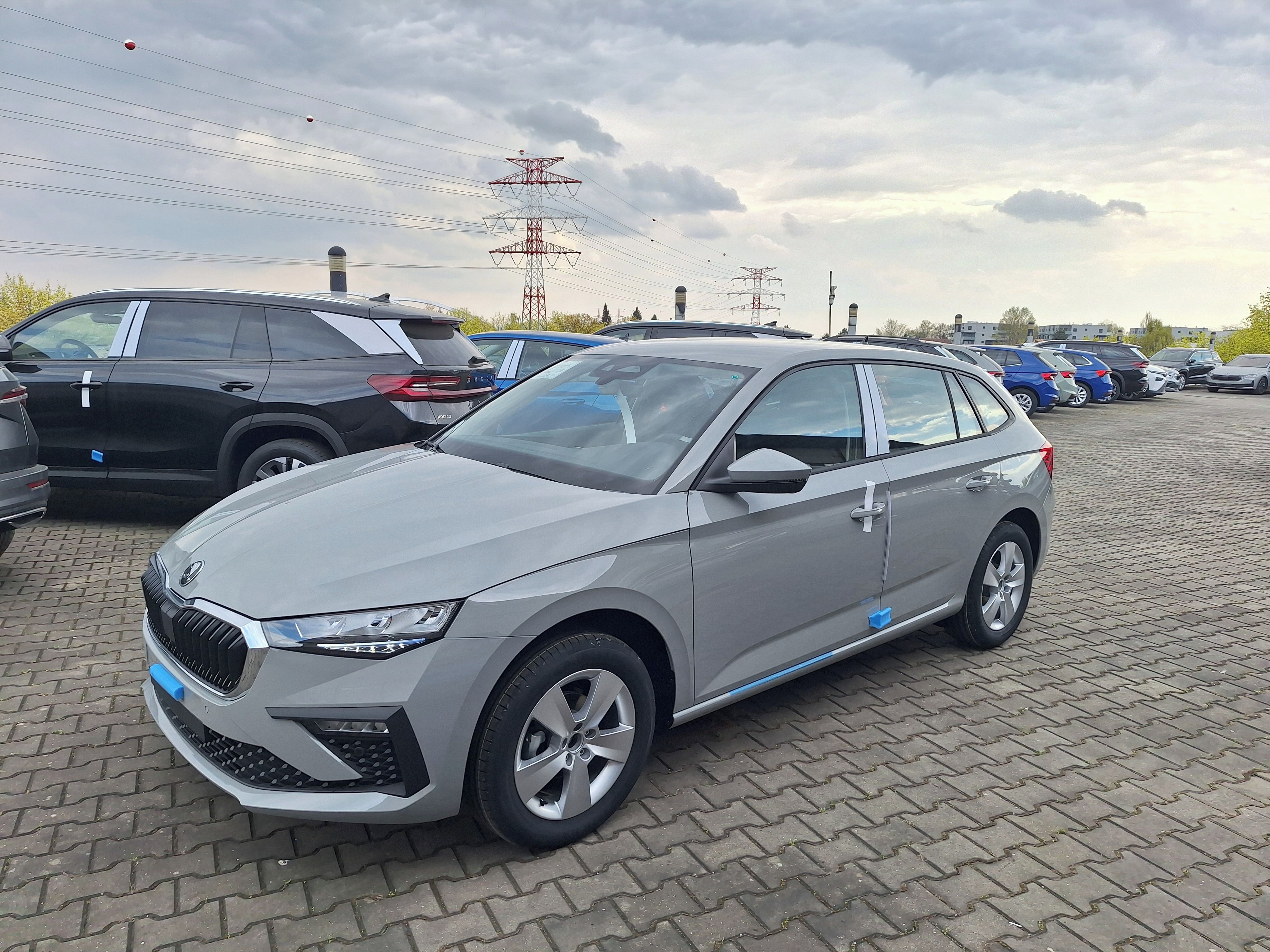 Škoda Scala, CLASSIC 1.0 TSI 70kW - fotka 2