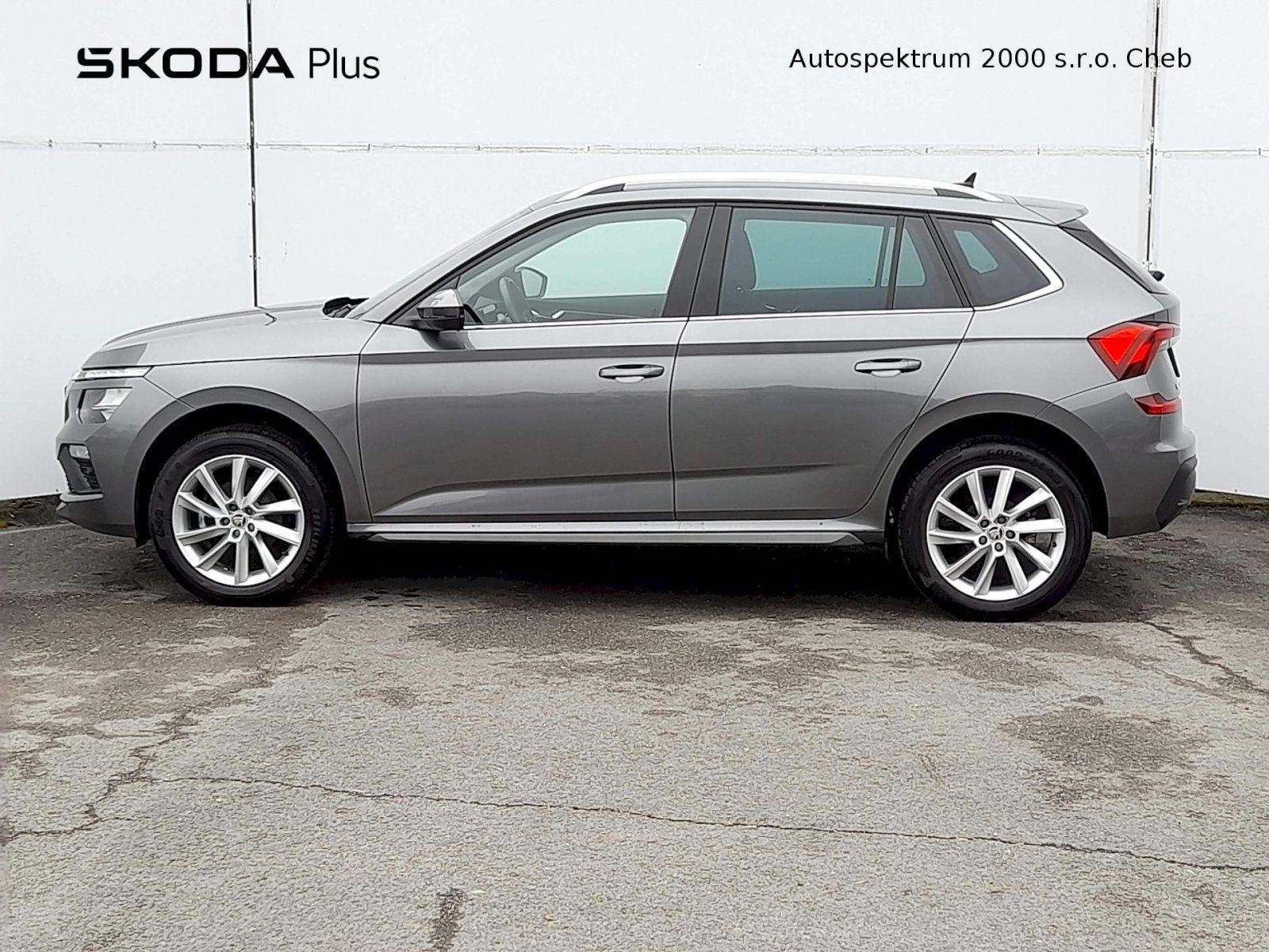 Škoda Kamiq, Top Selection 1.0 TSI 85kW 7AP - fotka 3