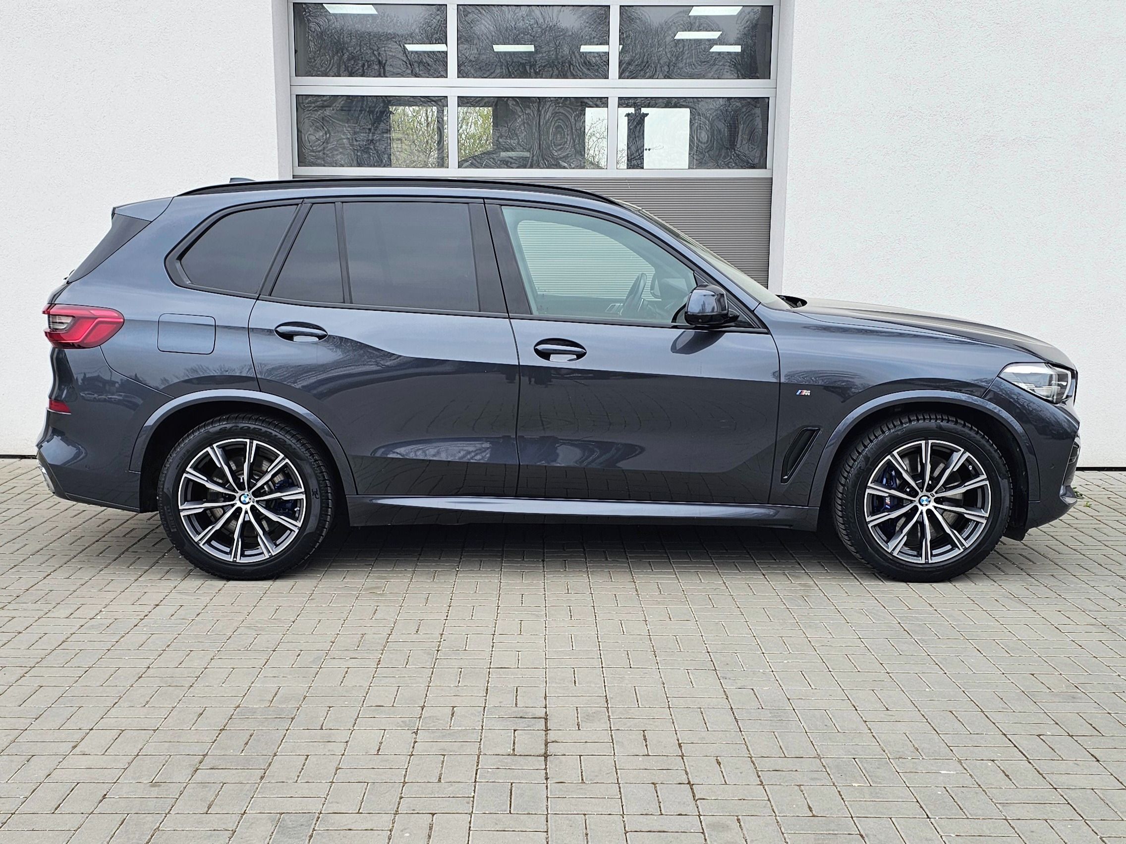 BMW X5, xDrive30d - fotka 5