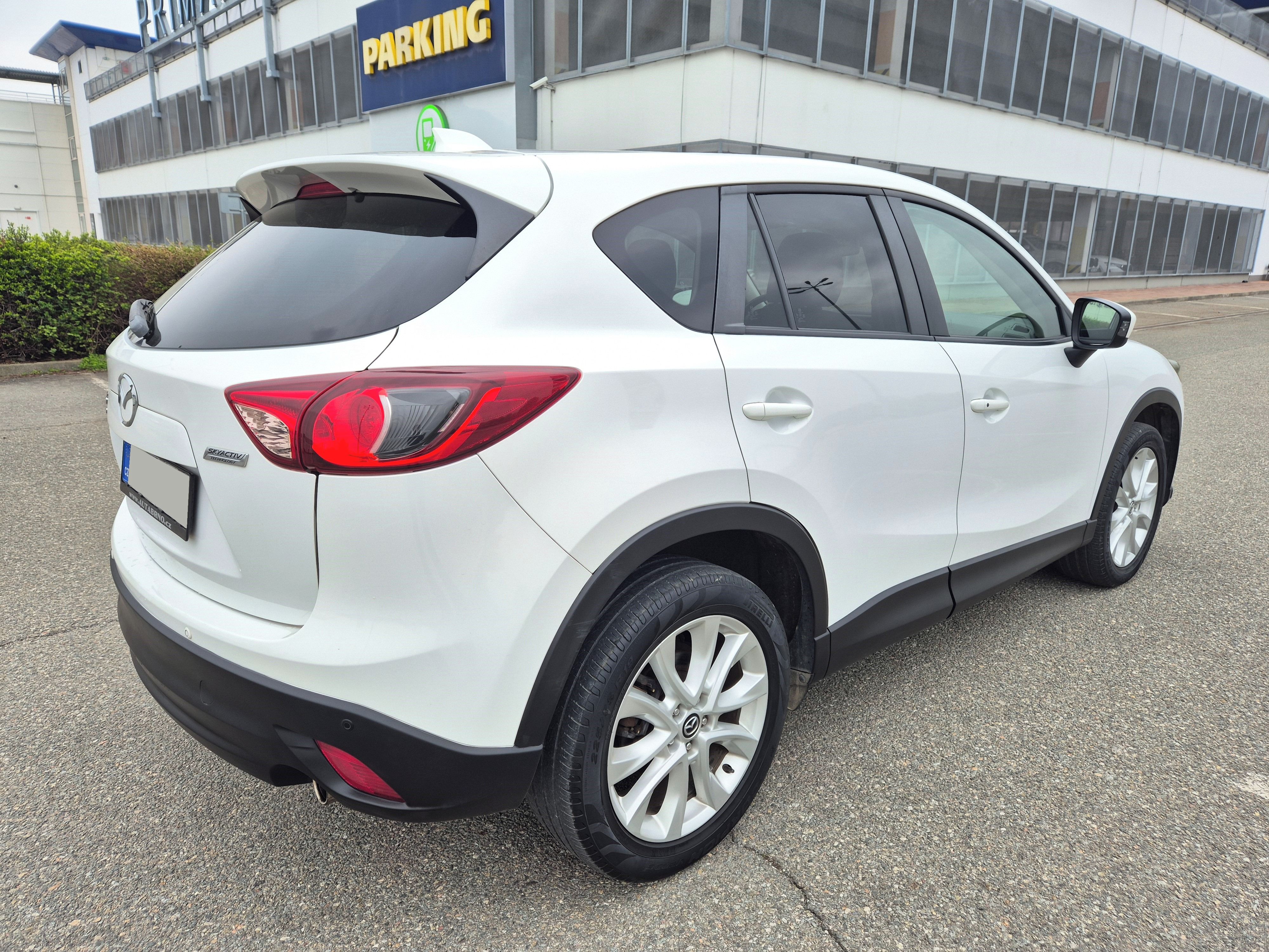 Mazda CX-5, 2.0i 118KW 1.MAJITEL LED 4x4 - fotka 5
