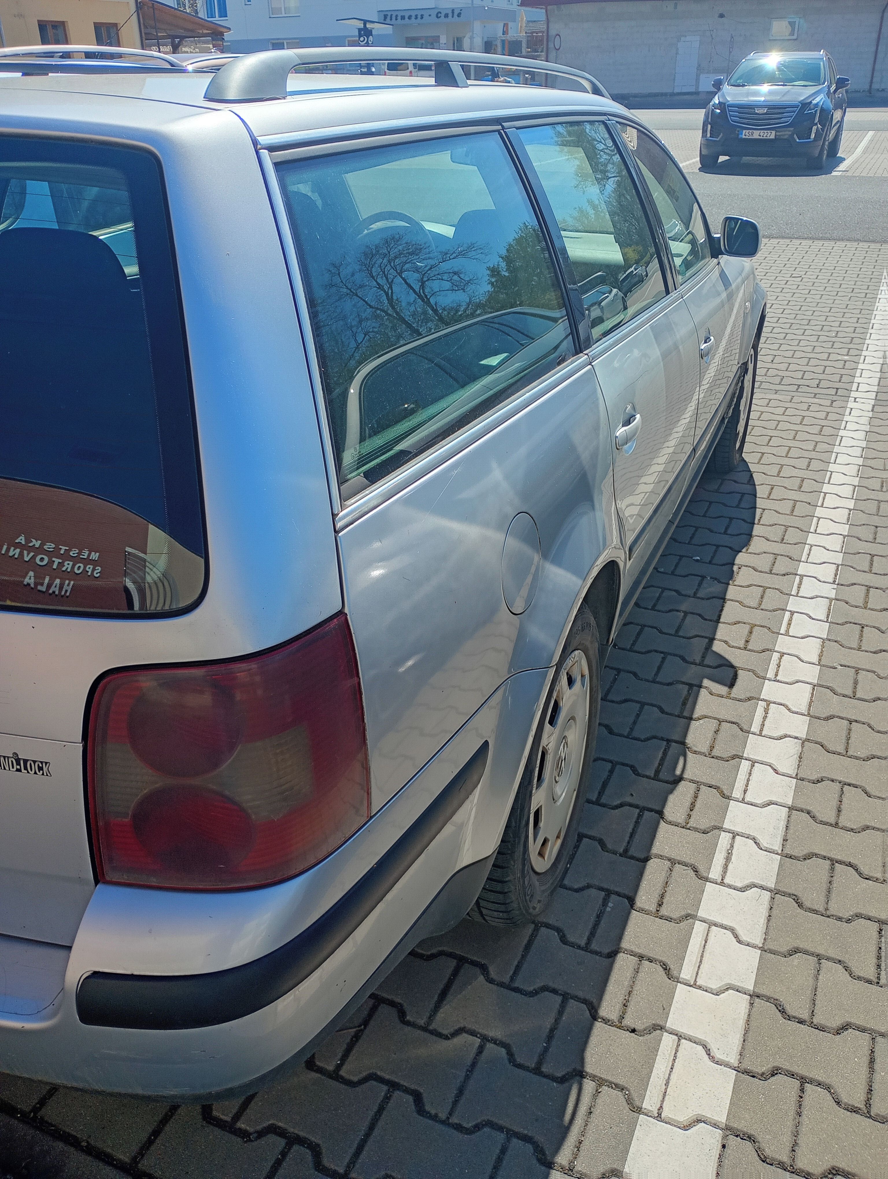 Volkswagen Passat Variant, 1,9 TDI, COMBI - fotka 4