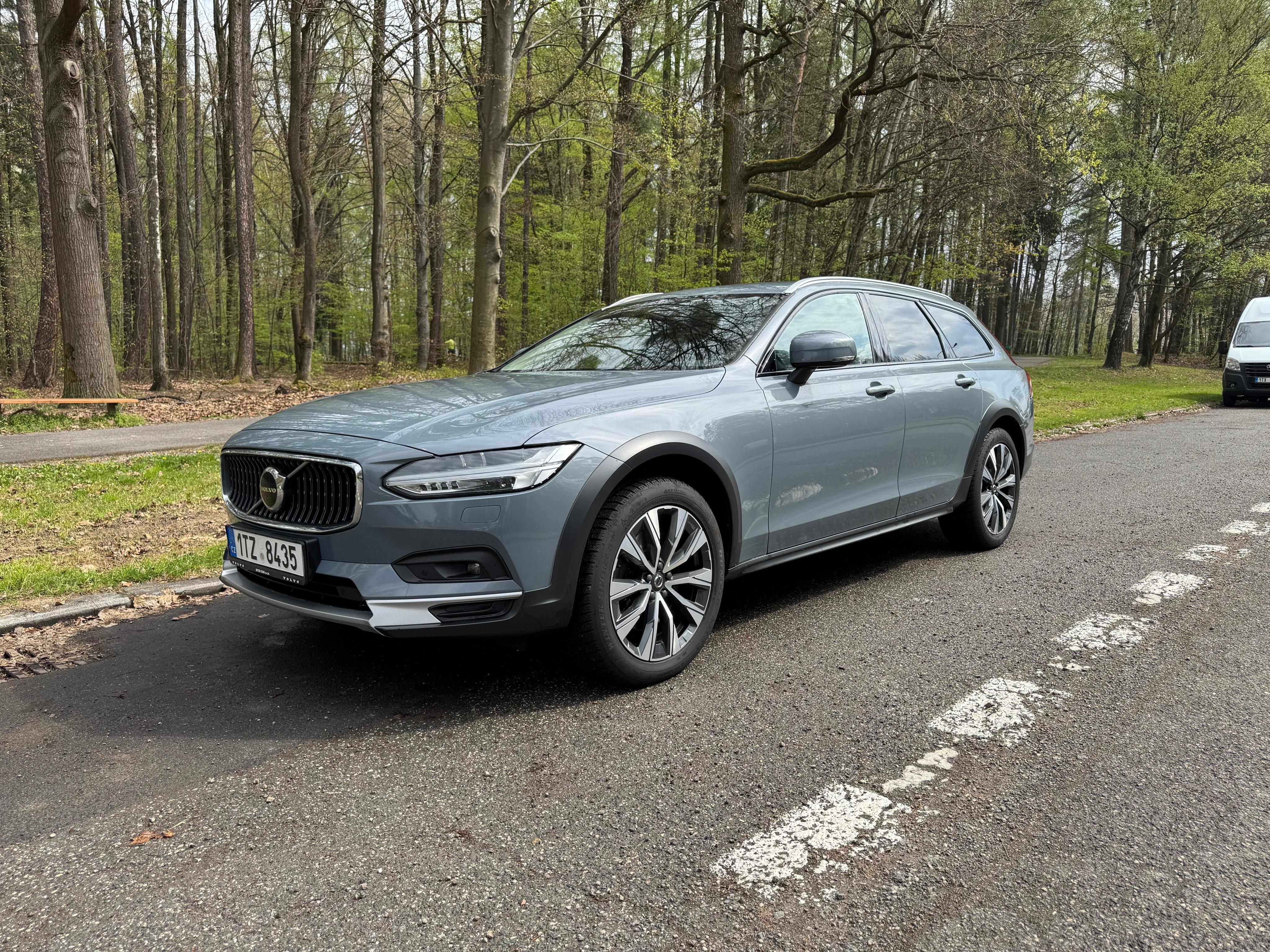 Volvo V90, V90CC B5 183kW 1maj DPH