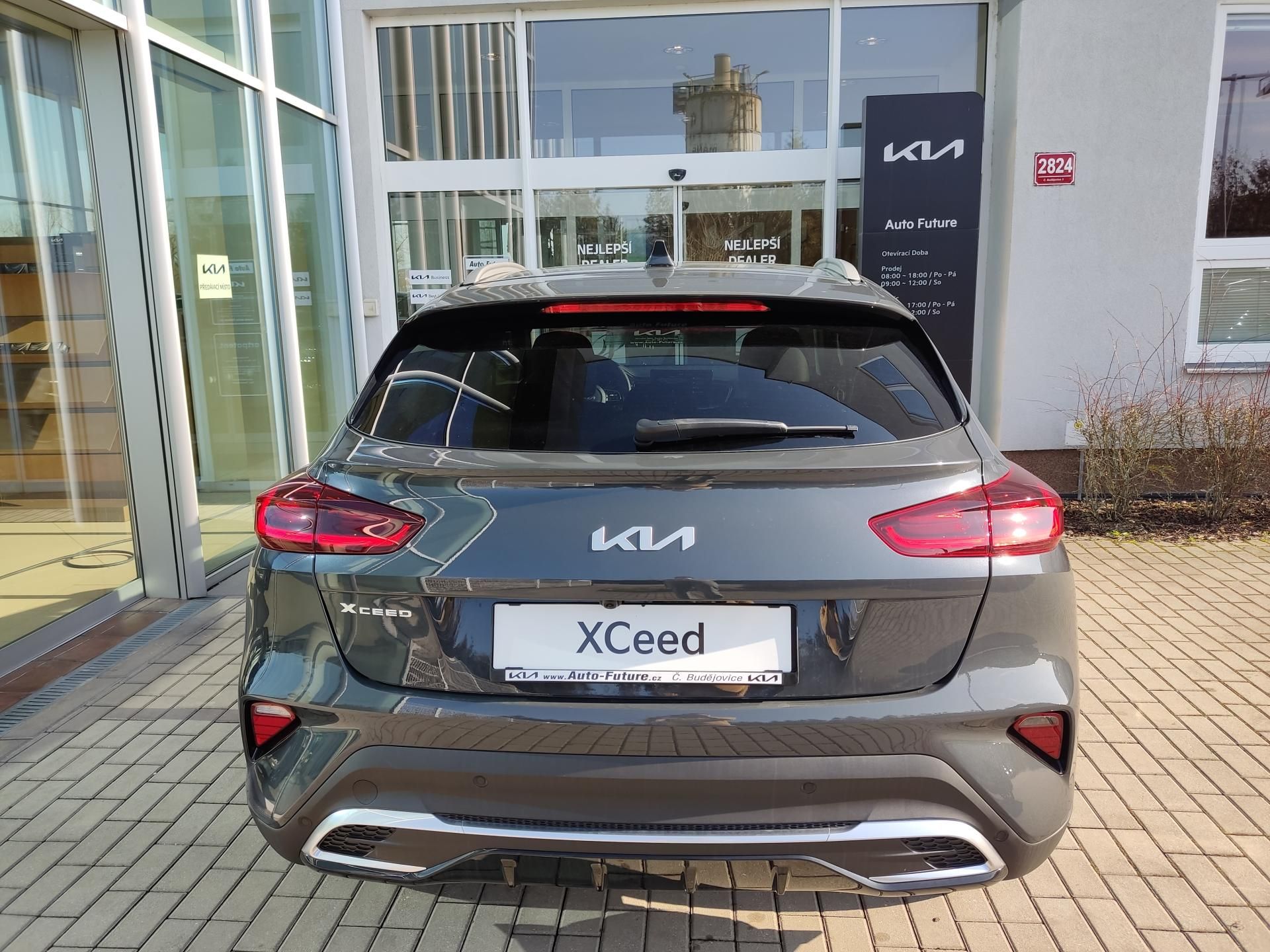 Kia XCee´d, 1,0 T-GDi GPF EXCLUSIVE + WINT - fotka 2