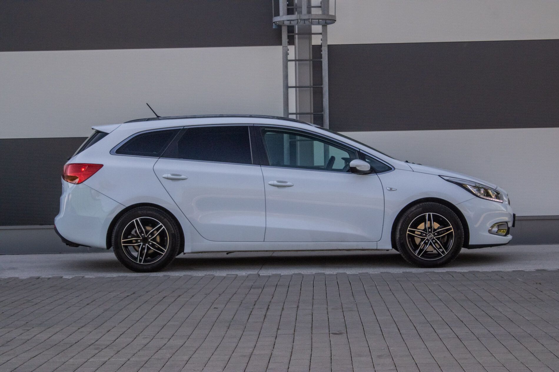 Kia Cee´d - fotka 4