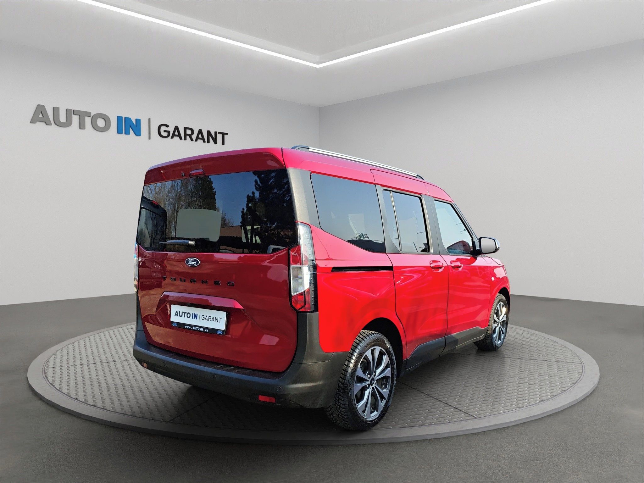 Ford Tourneo Courier, L1 TITANIUM, ČR , SERVIS, - fotka 6