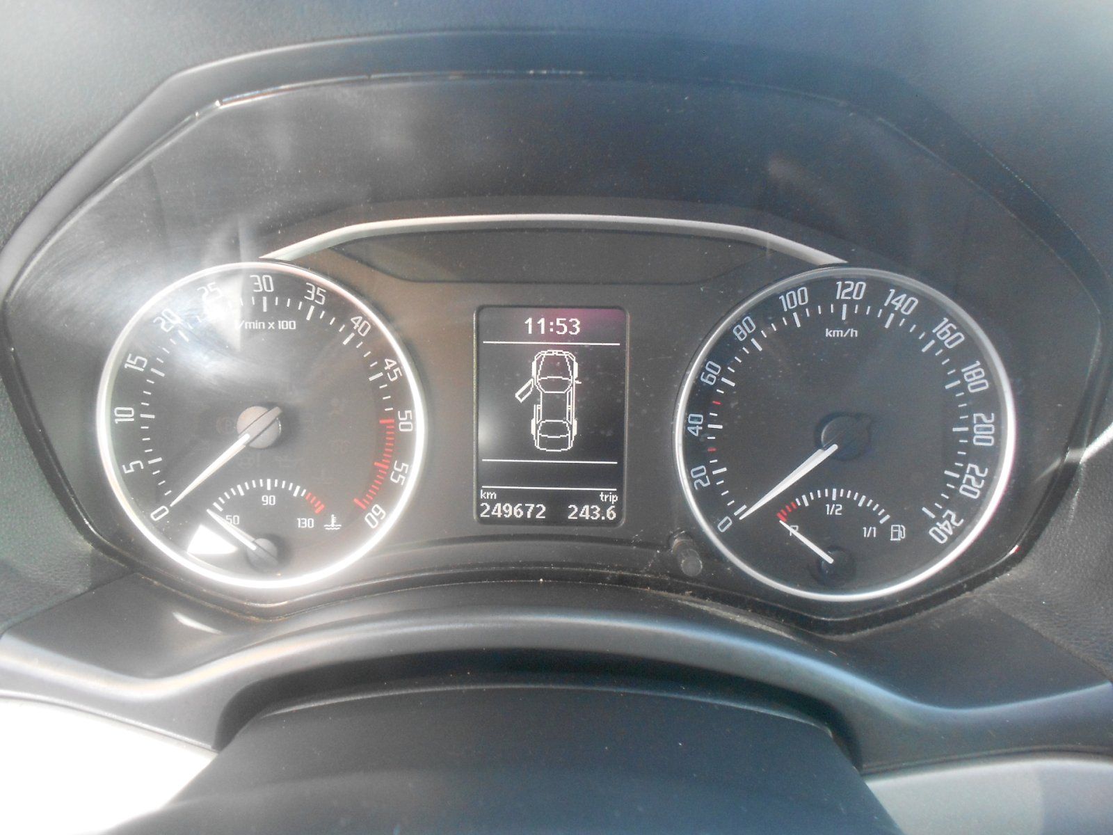 Škoda Octavia, Combi II 1.6 TDI - 77 kW, Ambi - fotka 6