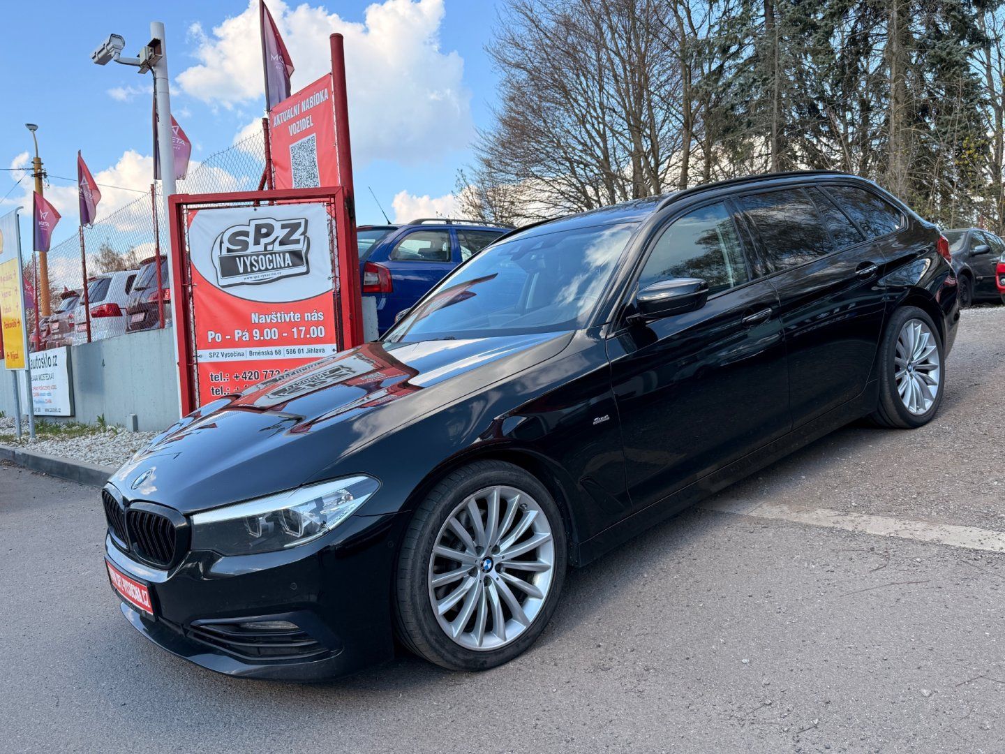 BMW Řada 5, 530xD Sport Line - fotka 2