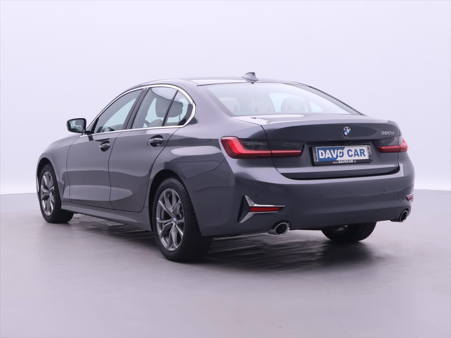 BMW Řada 3, 2,0 320d 140kW XDrive Aut. DPH - fotka 5