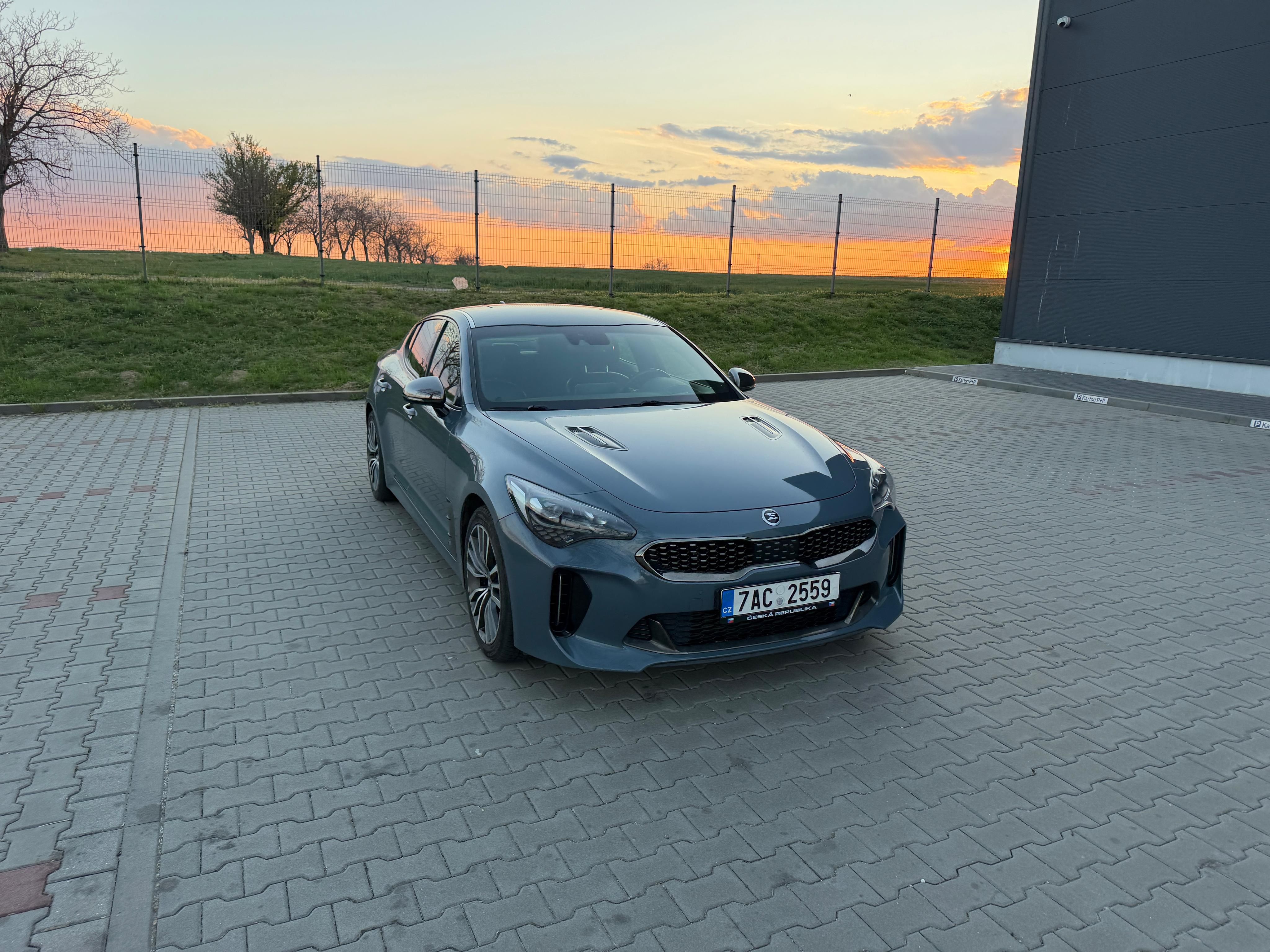 Kia Stinger, 2,2 - fotka 4