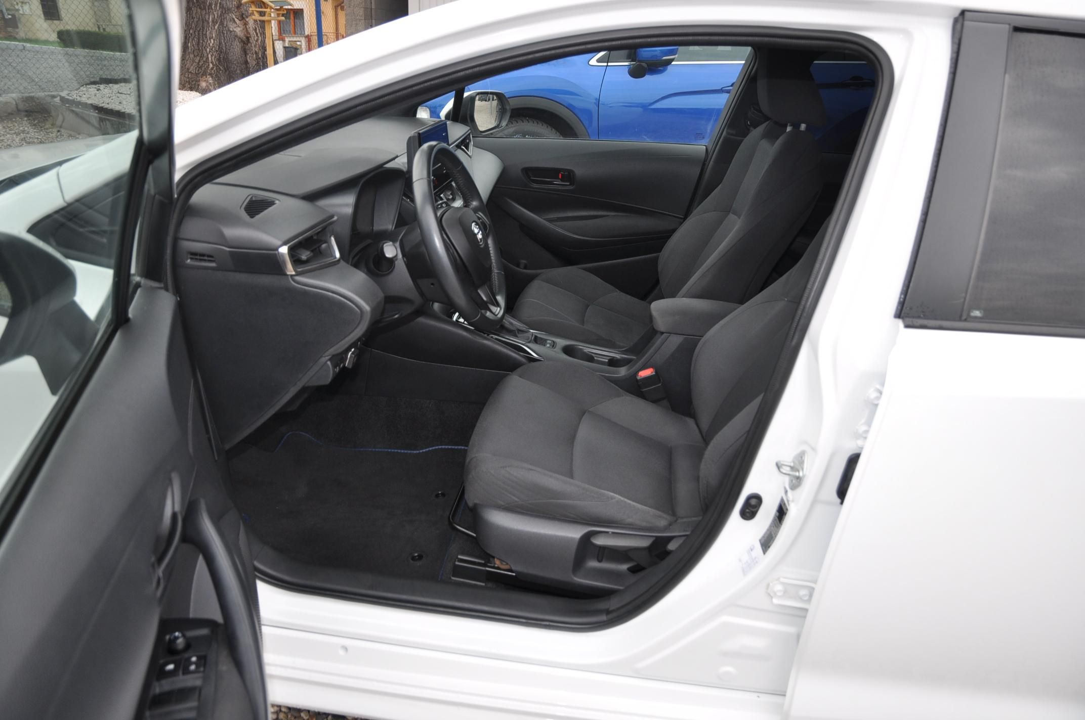 Toyota Corolla, 1.8 Hybrid KOMBI LPG - fotka 6