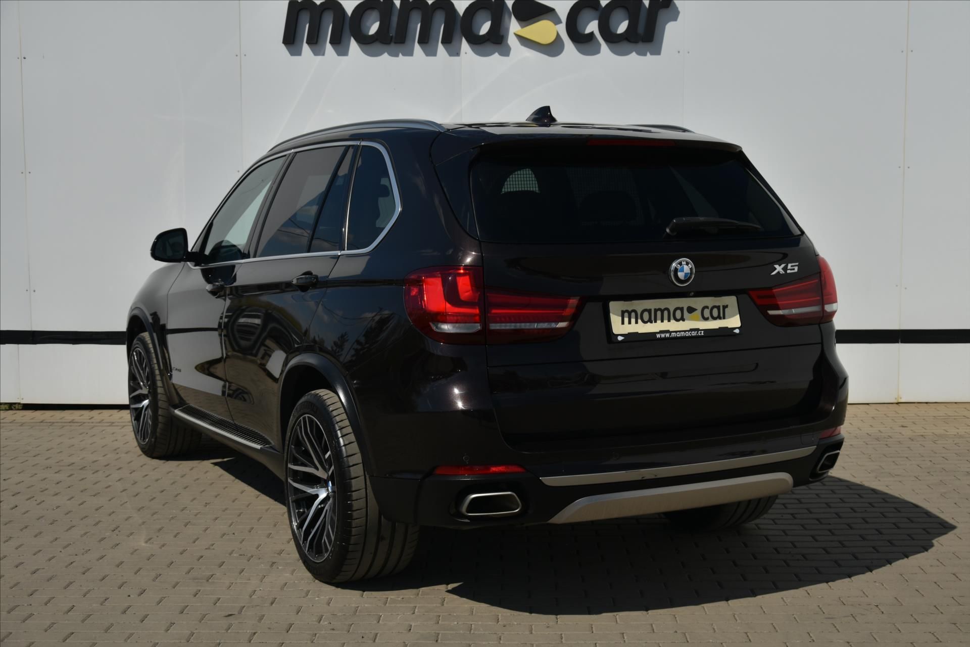 BMW X5, xDrive 40d 230kW PANORAMA - fotka 5