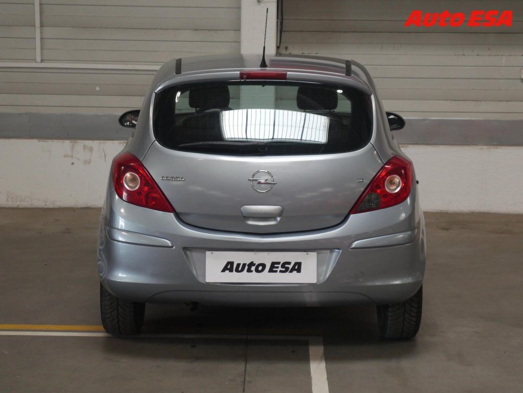 Opel Corsa, 1.2 - fotka 5