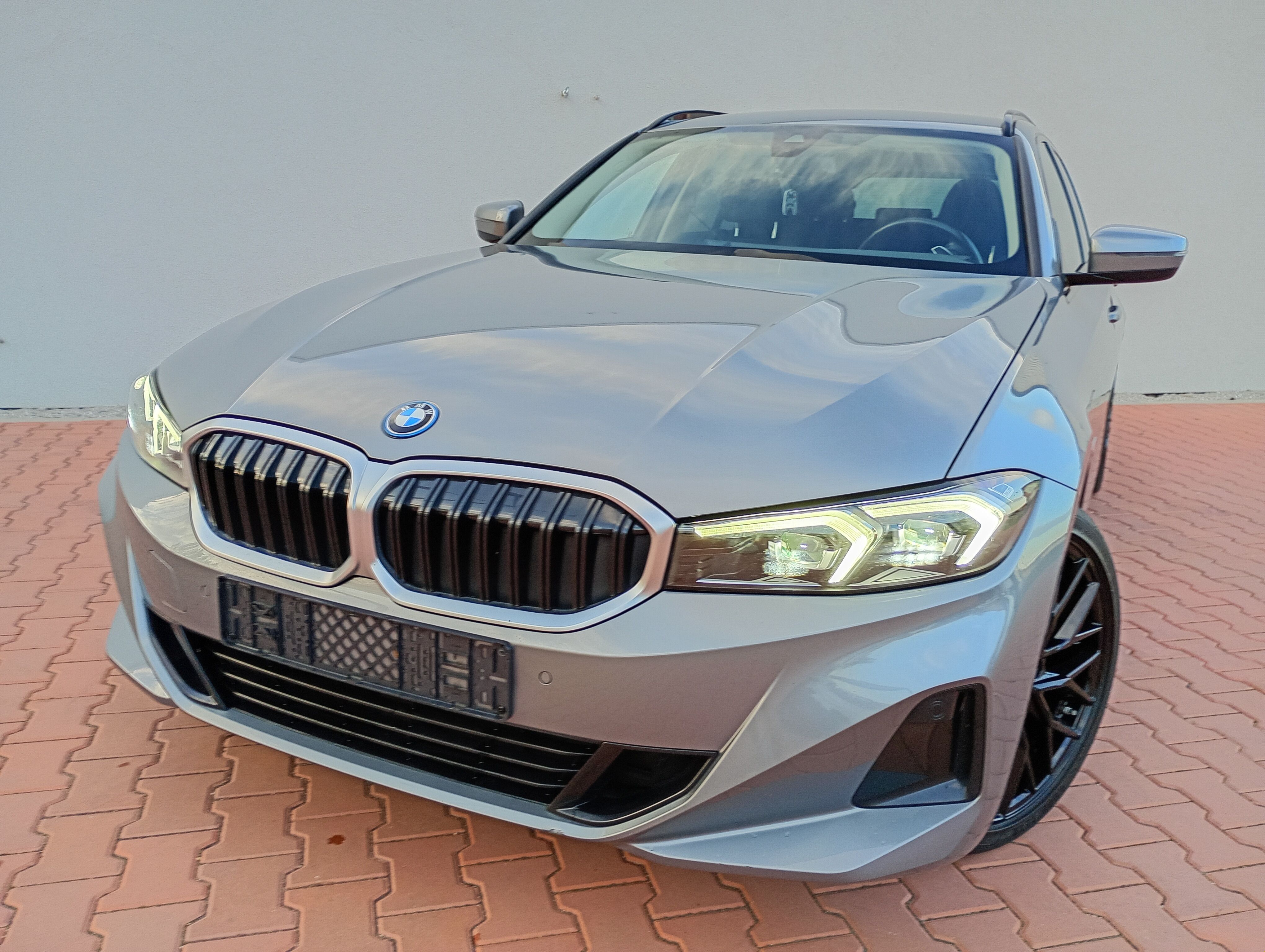 BMW Řada 3, 320,dvojité okna,tažné,HIFI - fotka 5