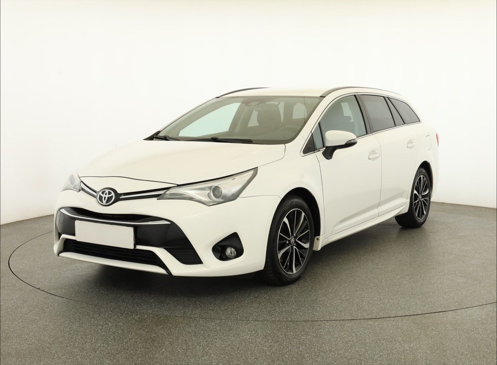 Toyota Avensis, 2.0 D-4D, Automatická klima - fotka 2