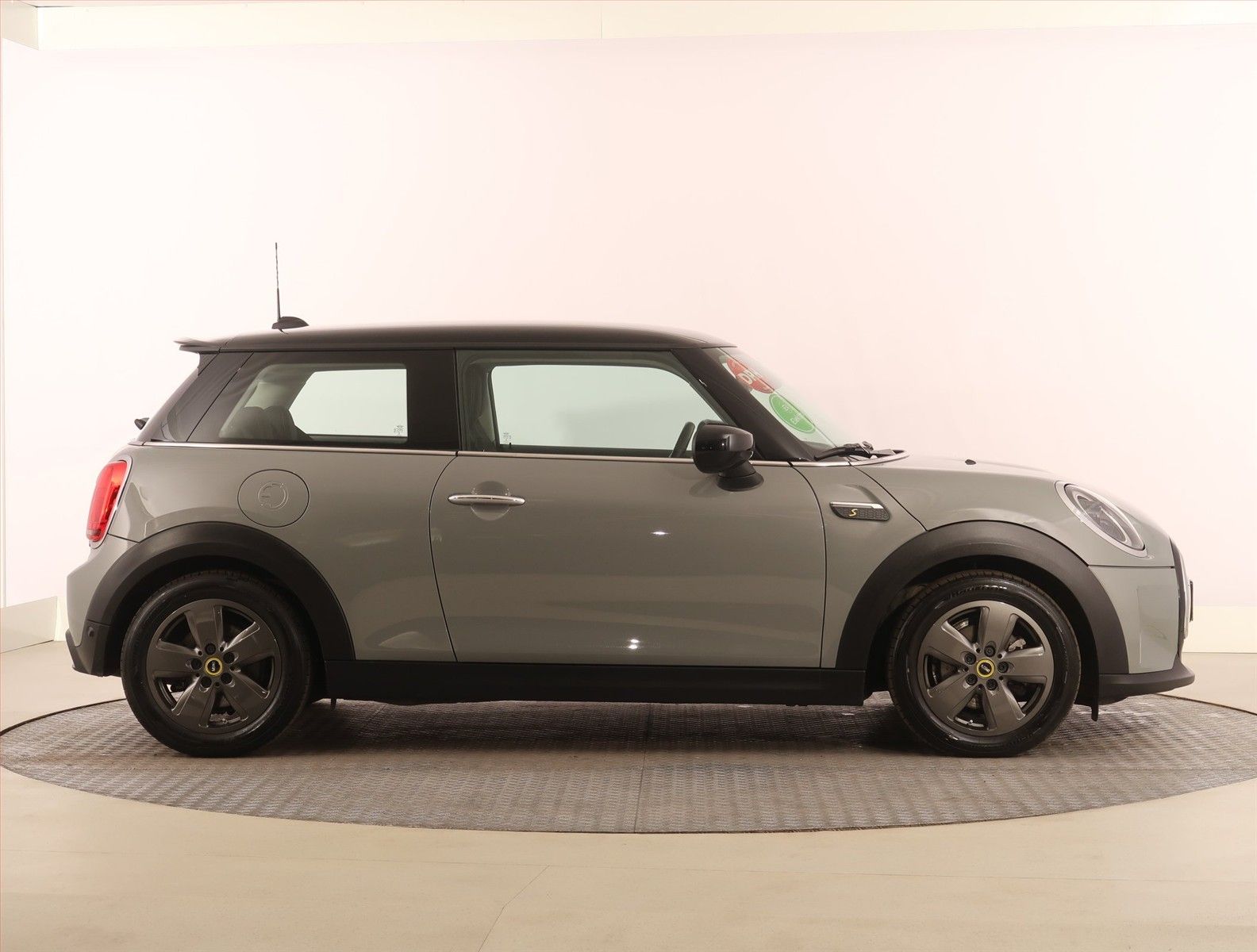 Mini, Cooper SE 32 kWh, SoH 96% - fotka 6