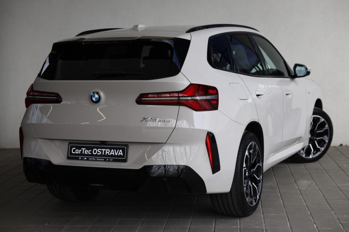 BMW X3, xDrive 40d - fotka 3