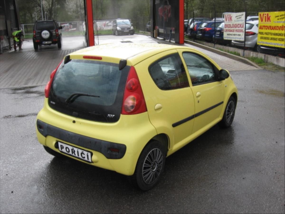 Peugeot 107, 1,0 - fotka 6