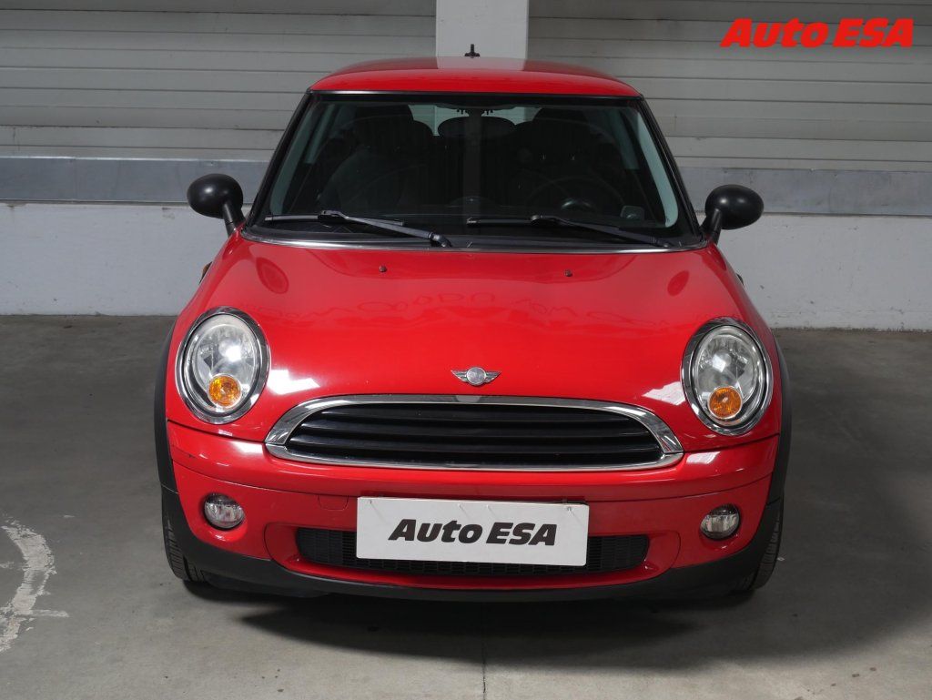 Mini One, 1.6i,AC,park.asist - fotka 2