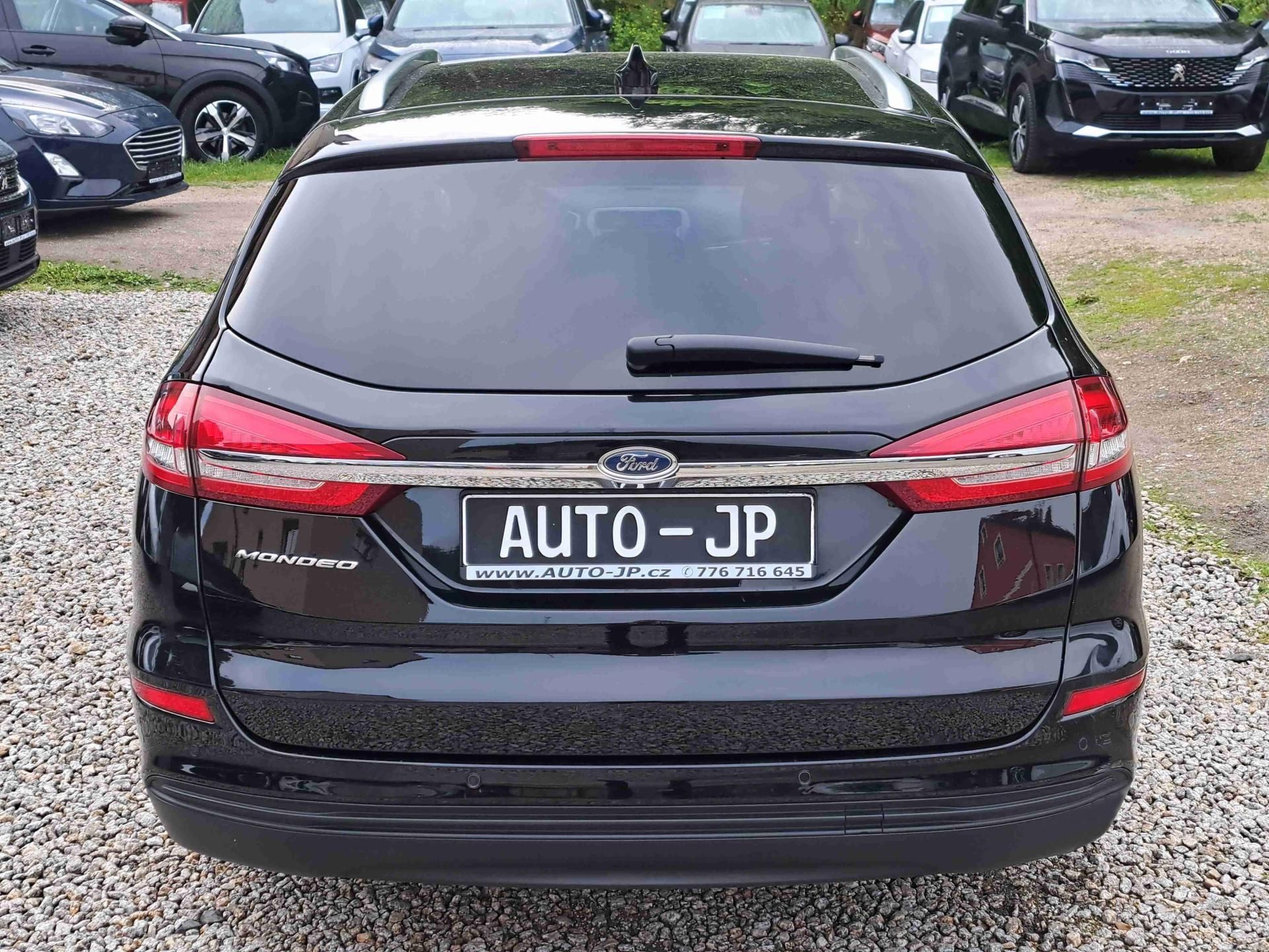 Ford Mondeo, 2,0 D automat 16ALU  PDC  NAVI - fotka 5