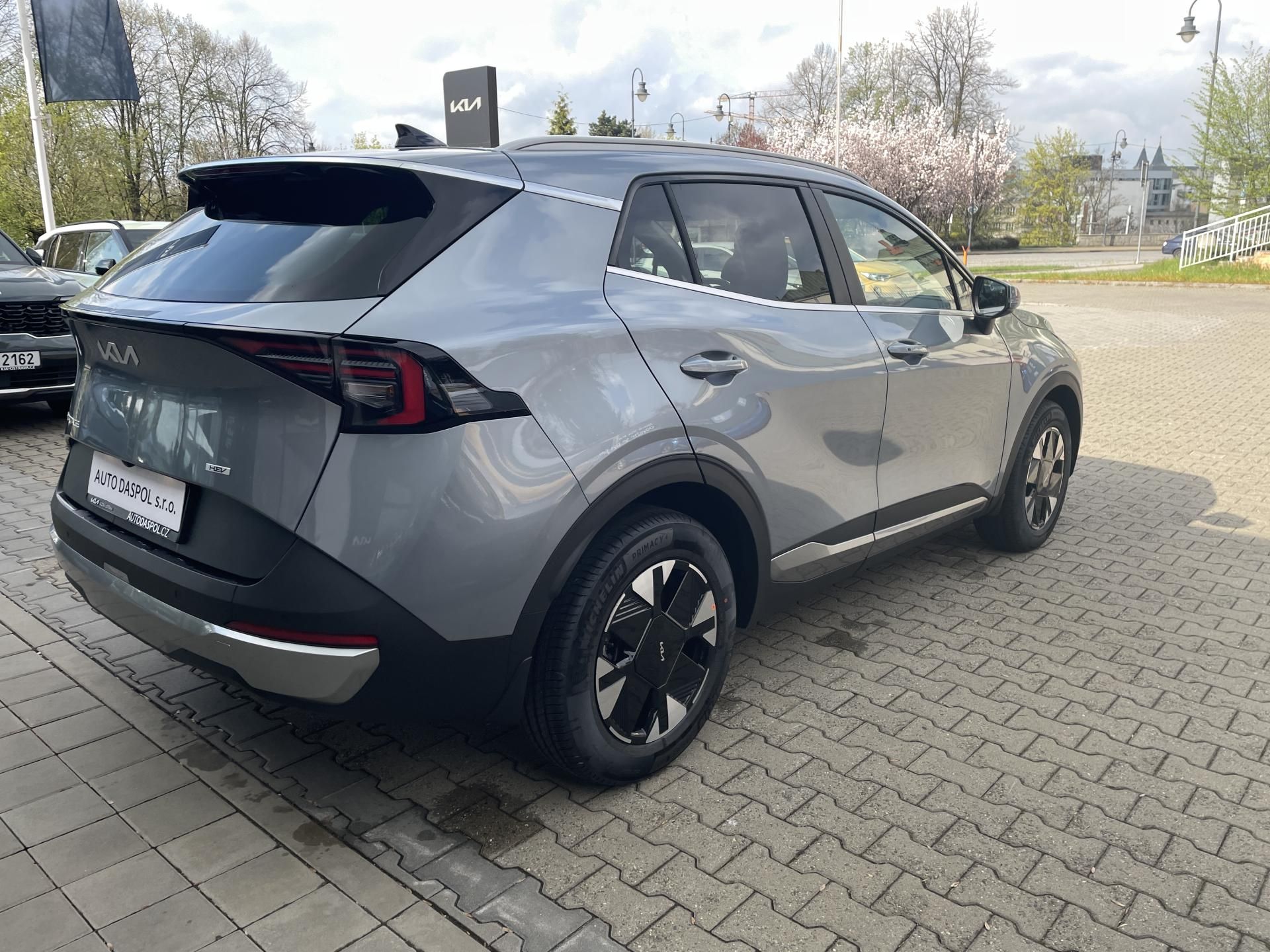 Kia Sportage, 1.6T-GDI HEV 6AT EXCLUSIVE - fotka 3