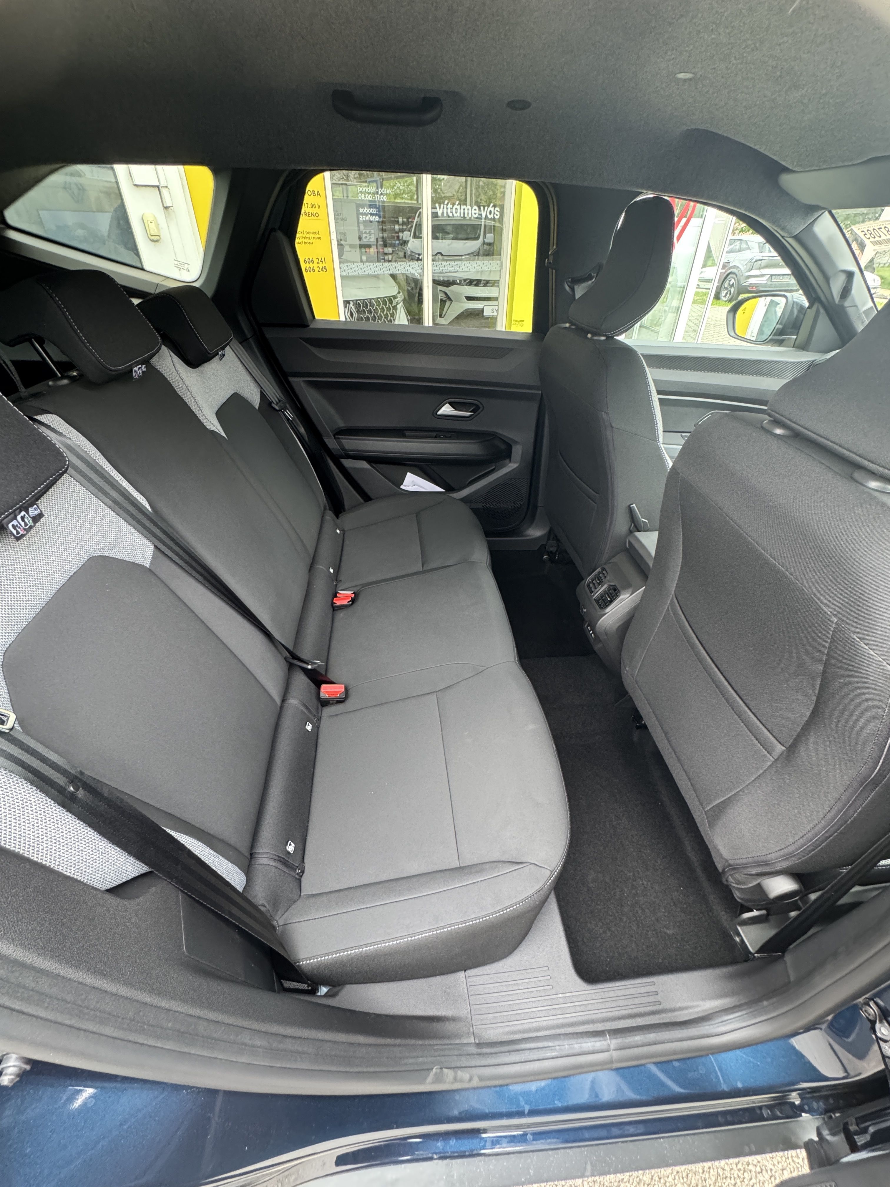 Dacia Bigster, Journey hybrid 155 - fotka 6