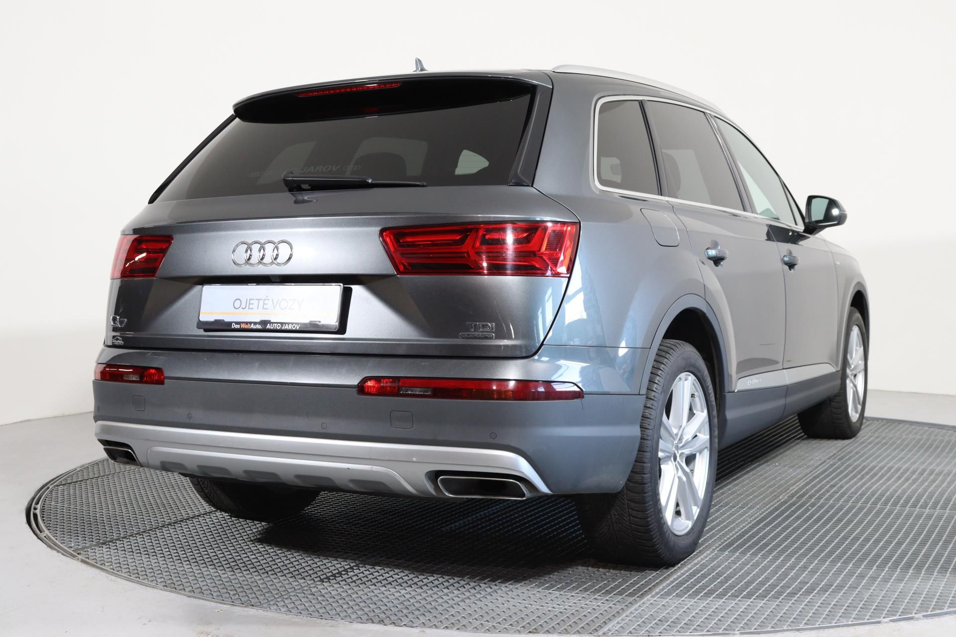 Audi Q7, 3.0 TDI quattroTiptronic SLine - fotka 2