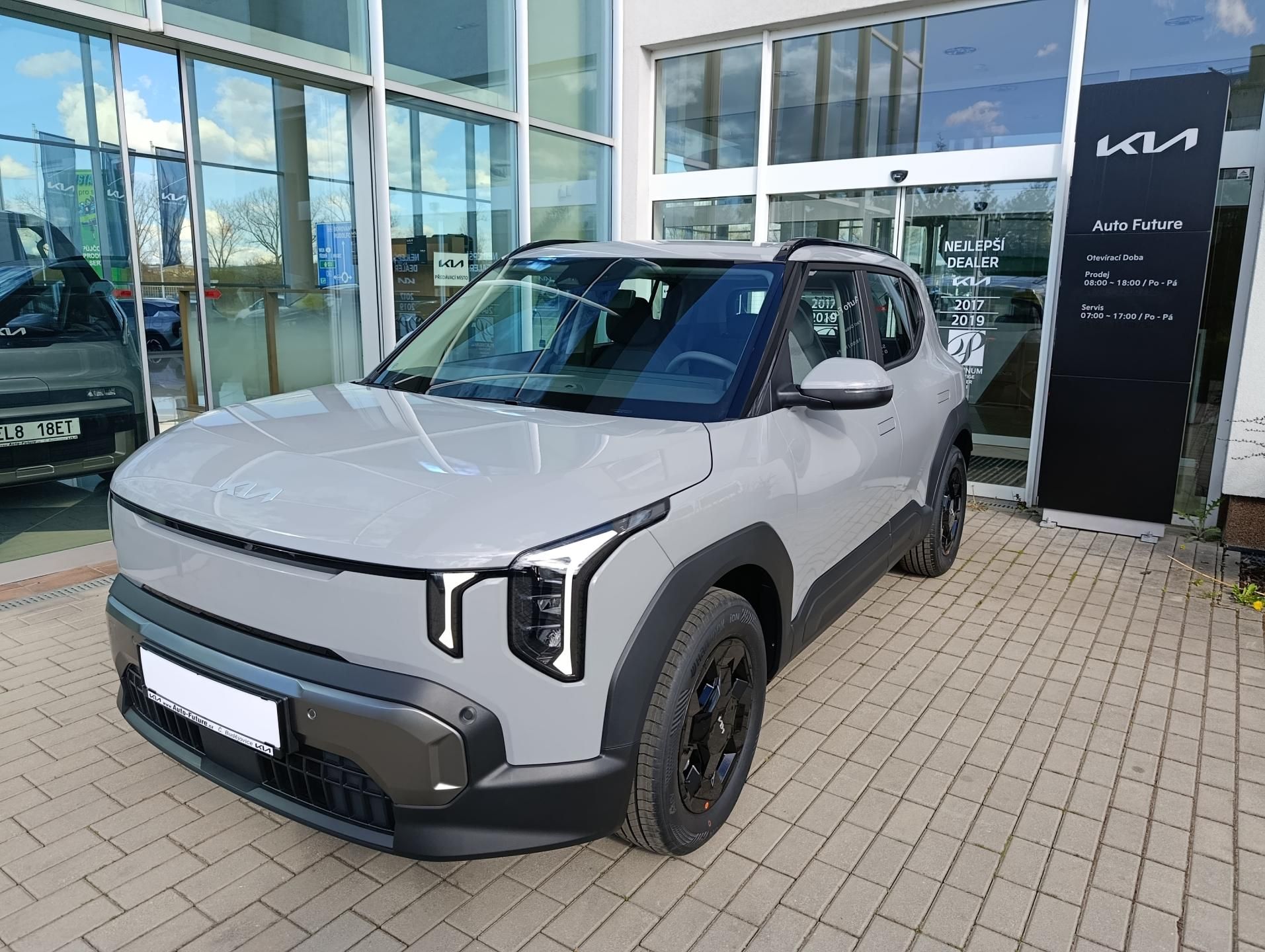 Kia, 4P 4x2 AIR + WINT 42,2 kWh