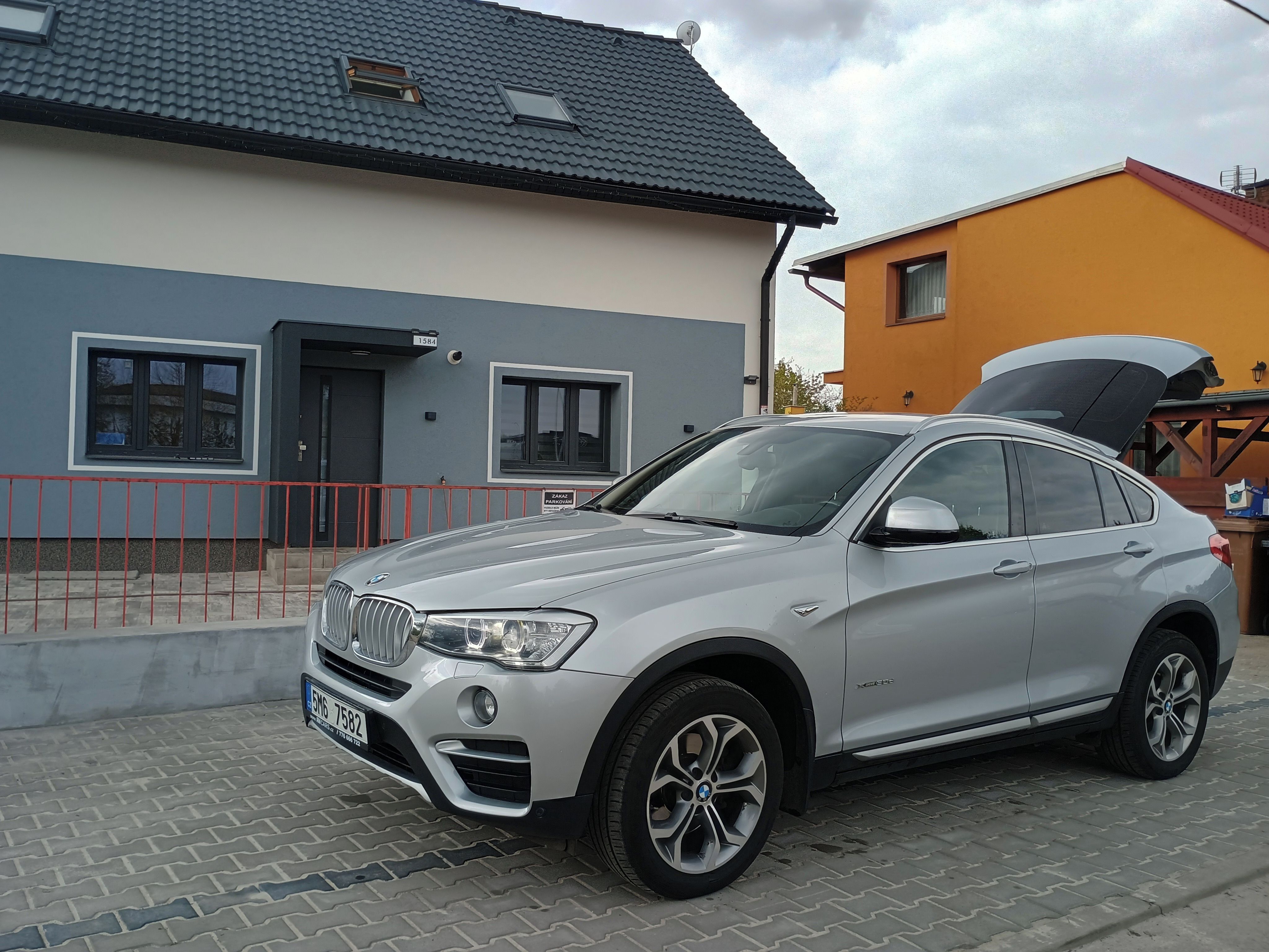 BMW X4, BMW X4 3.0D xDrive 190kW - fotka 3