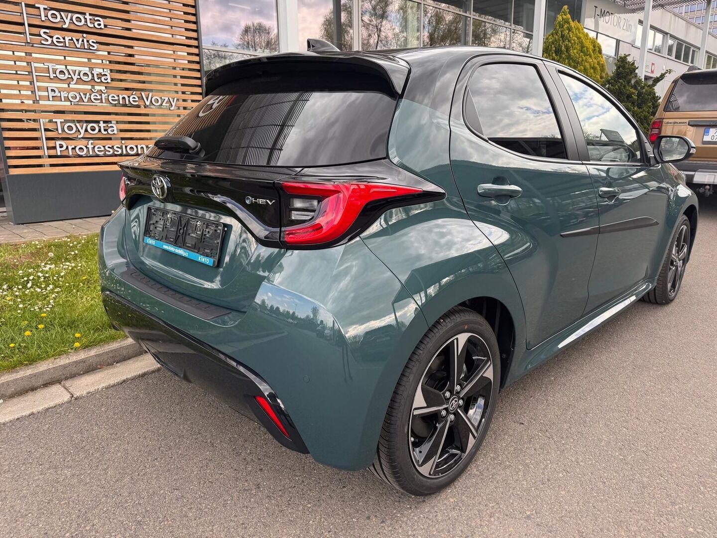 Toyota Yaris, 1.5 Executive VIP - fotka 3