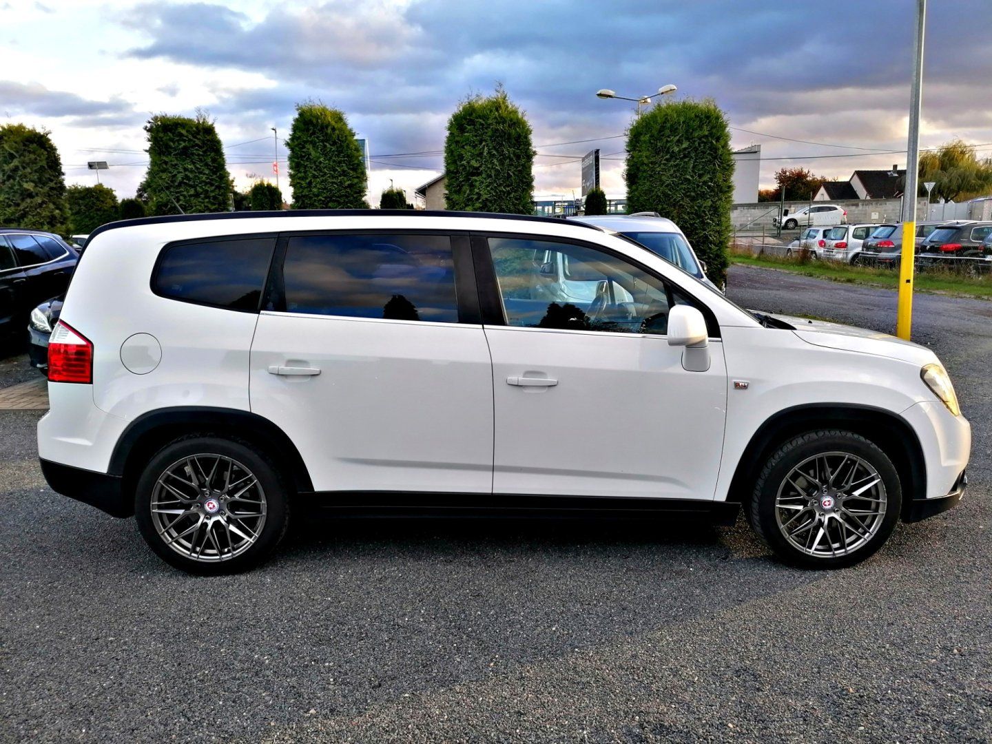 Chevrolet Orlando, 2.0CDTi 120kW Šíbr,Kůže,7-míst - fotka 6