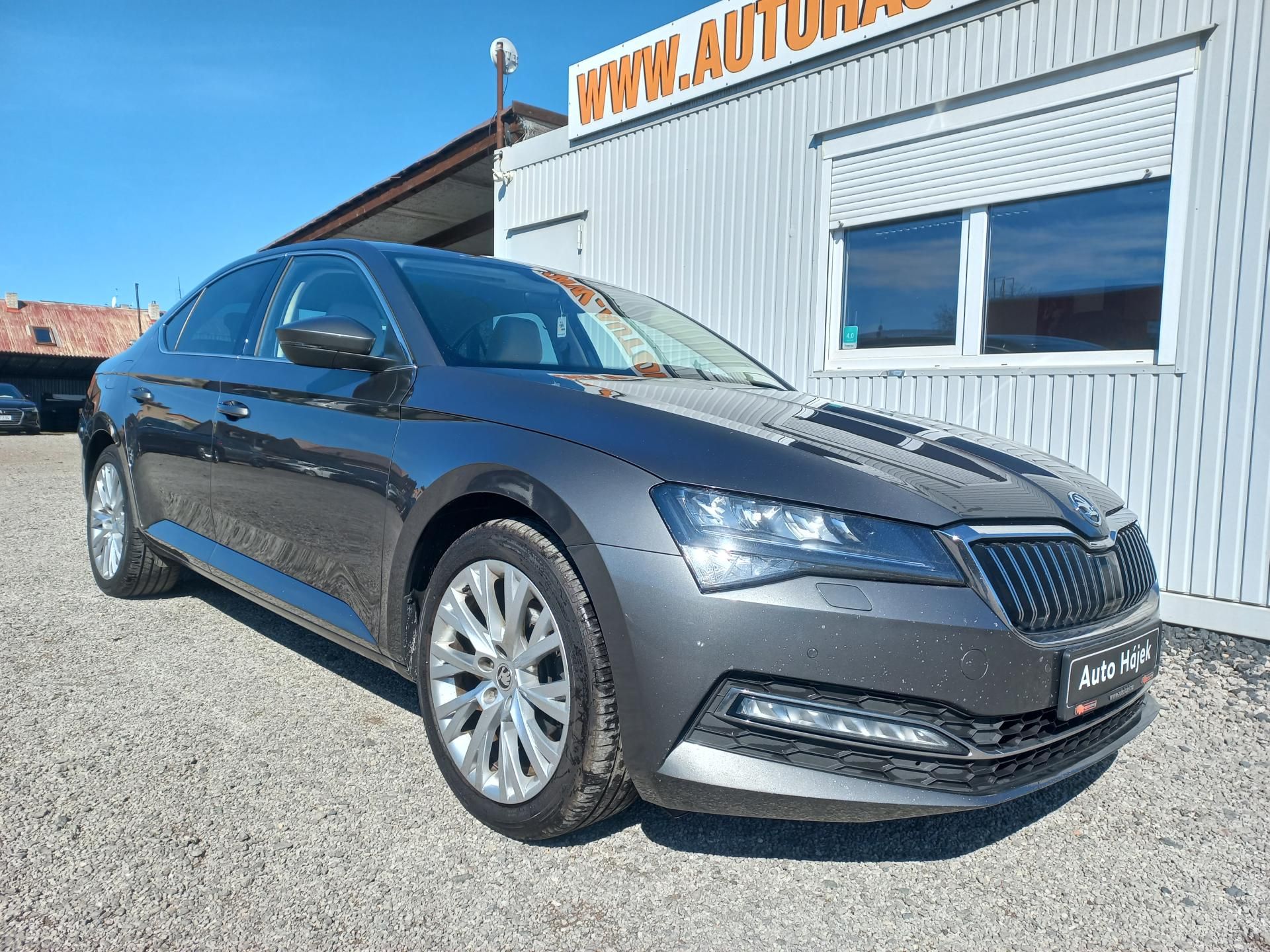 Škoda Superb, 2.0TSi 140kW DSG ČR DPH - fotka 2