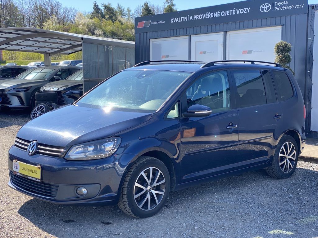 Volkswagen Touran, 2.0TDi, ČR, Highline, panorama - fotka 3
