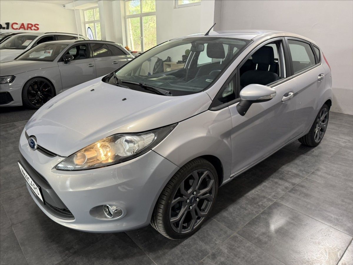 Ford Fiesta, 1,2   i RS ALU VÝHŘEV NOVÁ STK - fotka 3