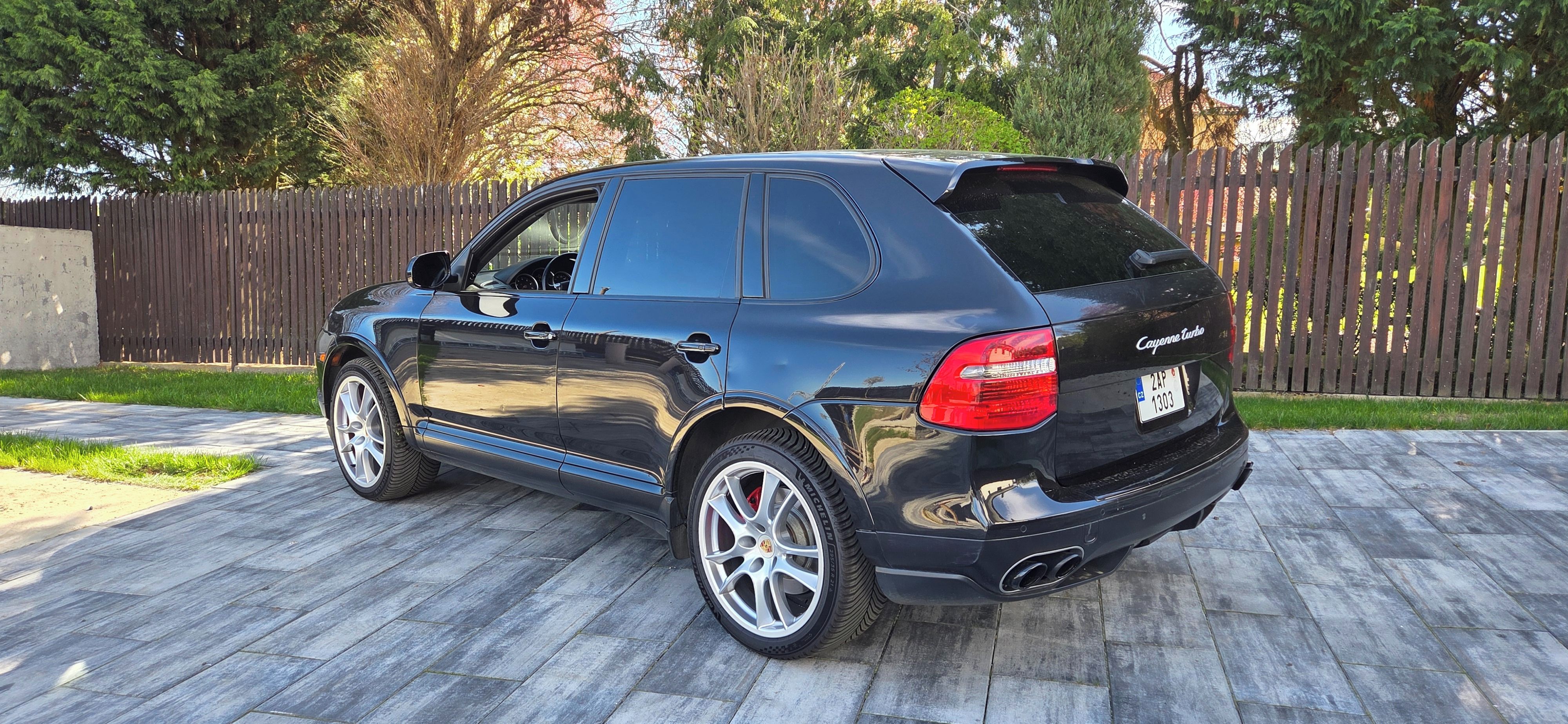 Porsche Cayenne, Cayenne turbo 4,8 V8 - fotka 3