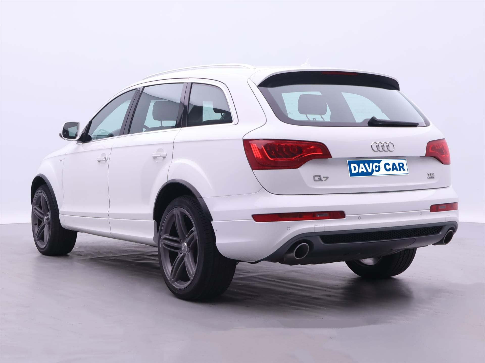 Audi Q7, 3,0 TDI 180kW S-LINE CZ 7 Míst - fotka 5