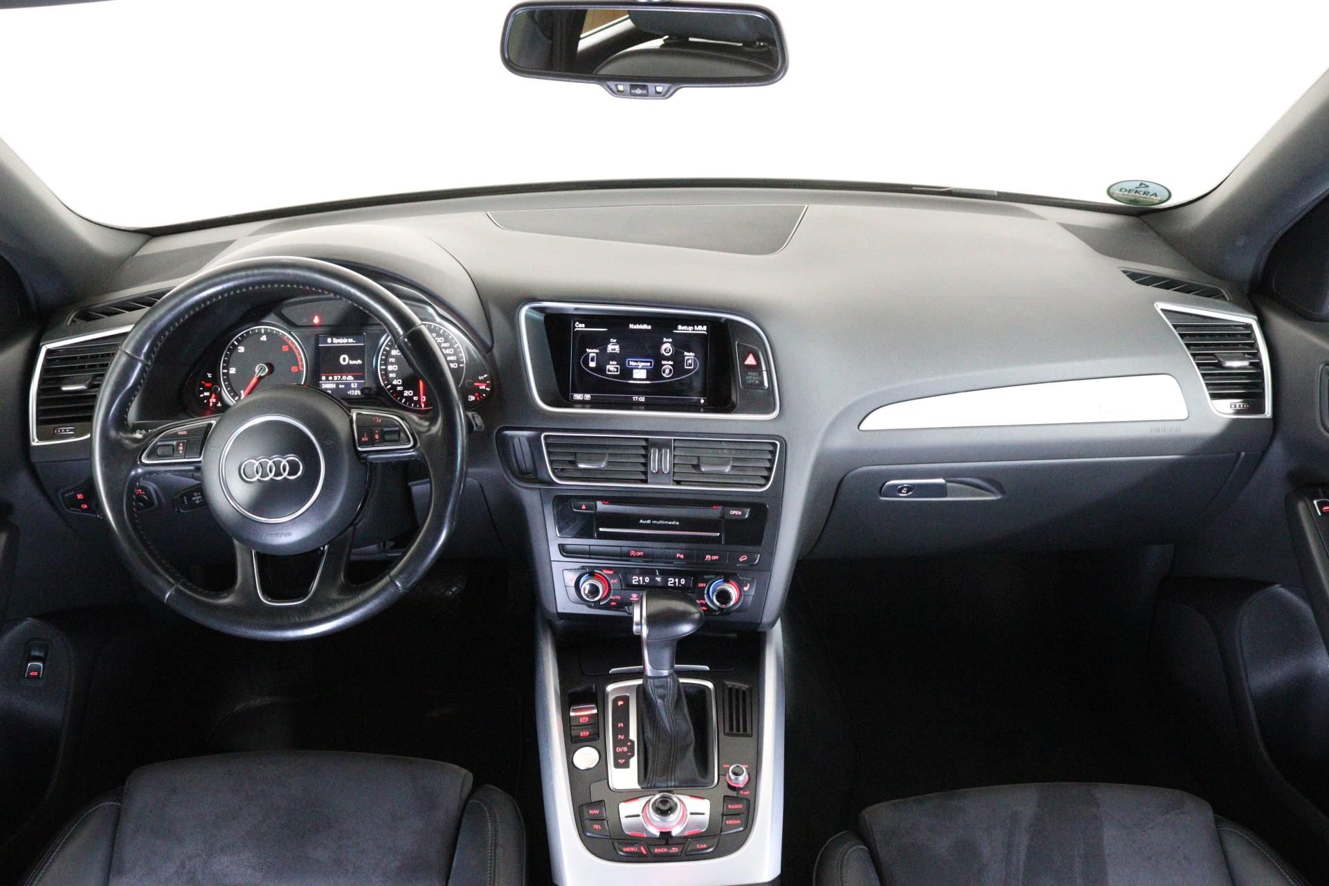 Audi Q5, 2,0 TDI quattro S-Tronic - fotka 5